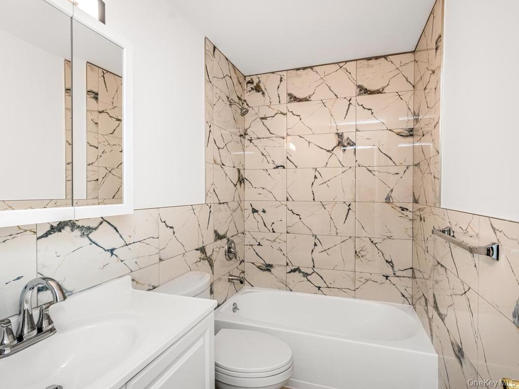 Single Family Surf Drive Bronx, NY 10473, MLS-1033005-13