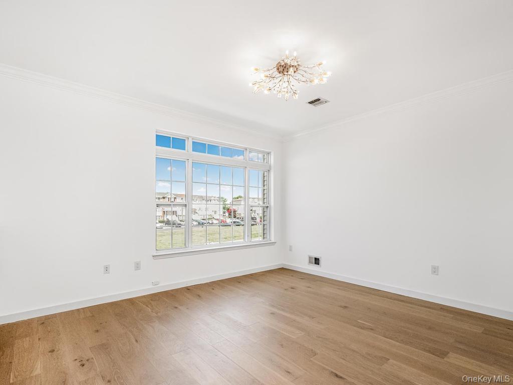 Single Family Surf Drive Bronx, NY 10473, MLS-1033005-3