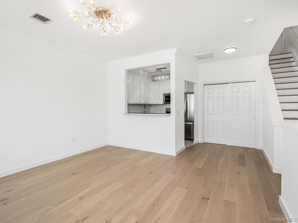 Single Family Surf Drive Bronx, NY 10473, MLS-1033005-5