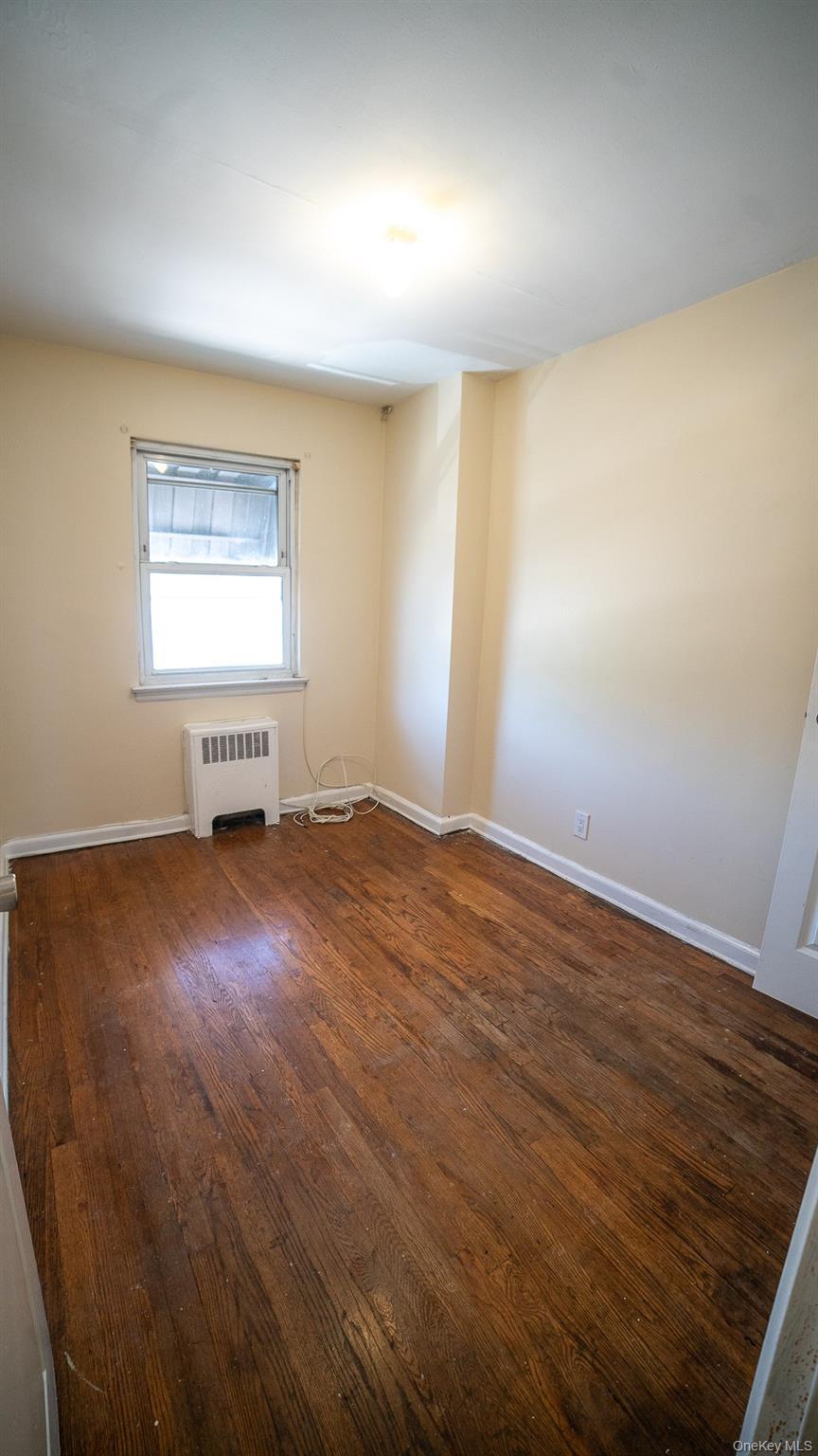 Single Family Barnes Avenue  Bronx, NY 10467, MLS-1033008-18