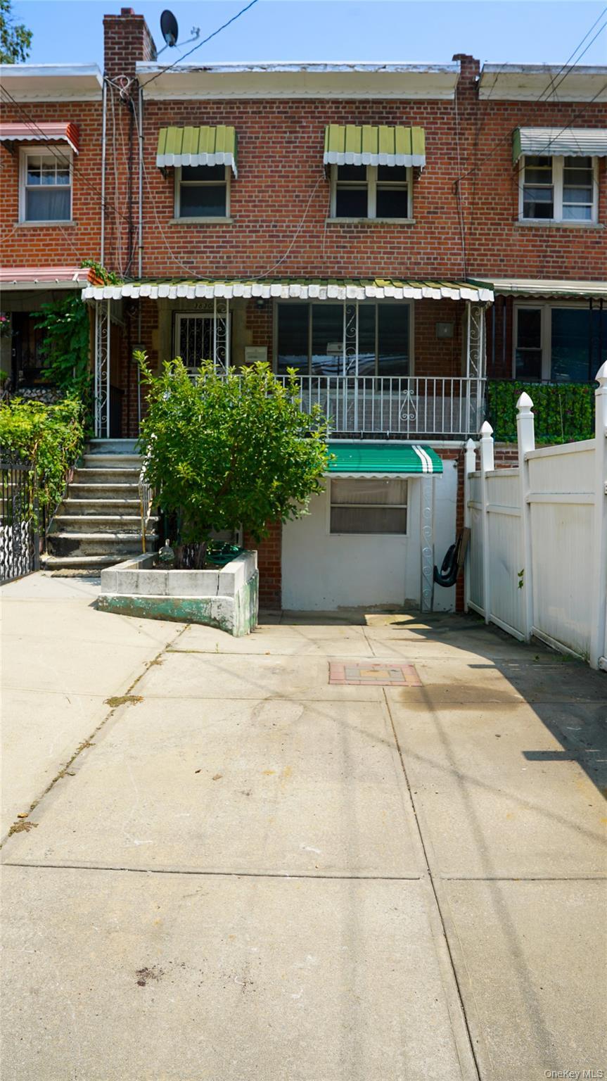 Single Family Barnes Avenue  Bronx, NY 10467, MLS-1033008-2