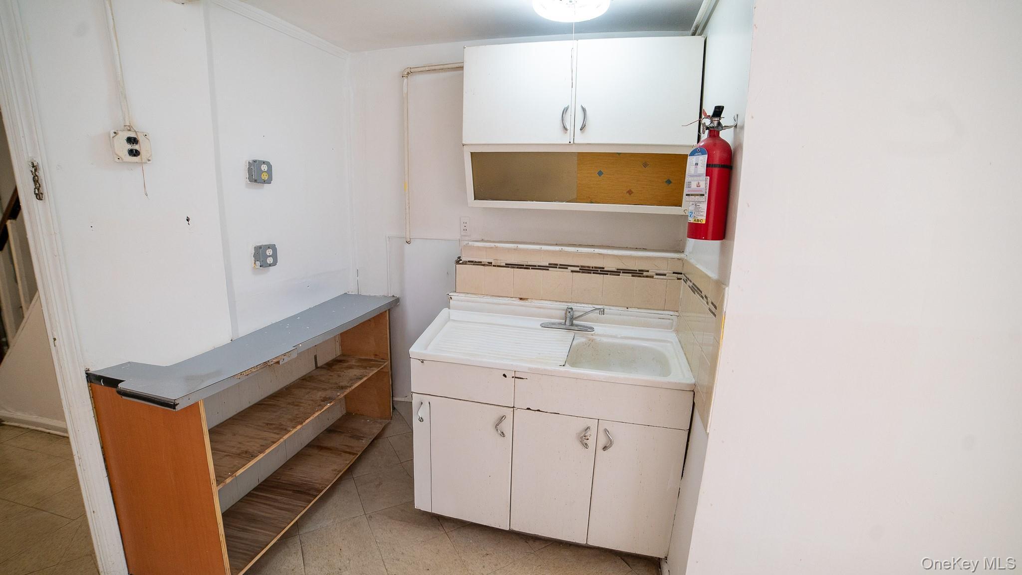 Single Family Barnes Avenue  Bronx, NY 10467, MLS-1033008-27
