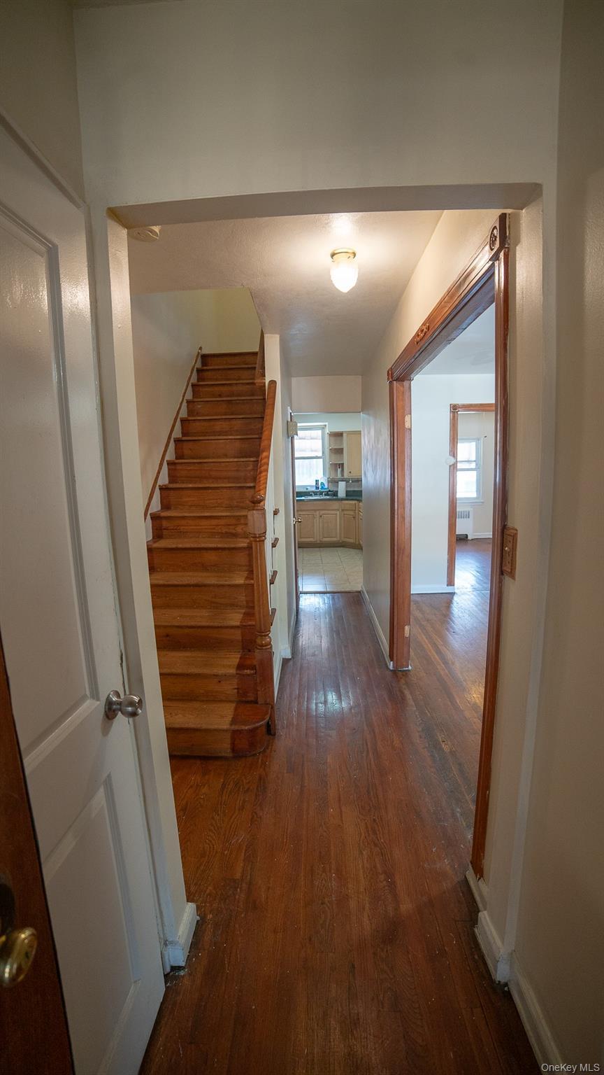 Single Family Barnes Avenue  Bronx, NY 10467, MLS-1033008-5