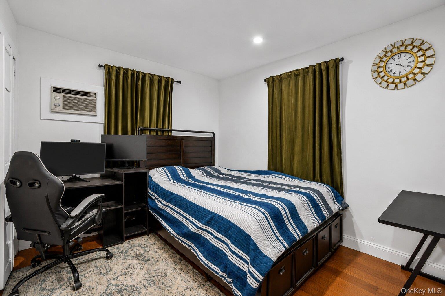 Single Family 87th Road Queens, NY 11001, MLS-1033010-14