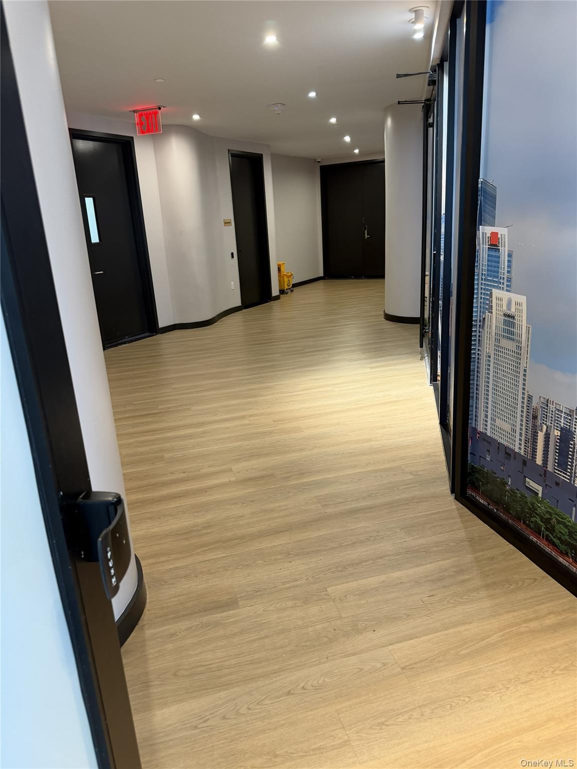Commercial Lease Sutphin Boulevard  Queens, NY 11435, MLS-1033020-8