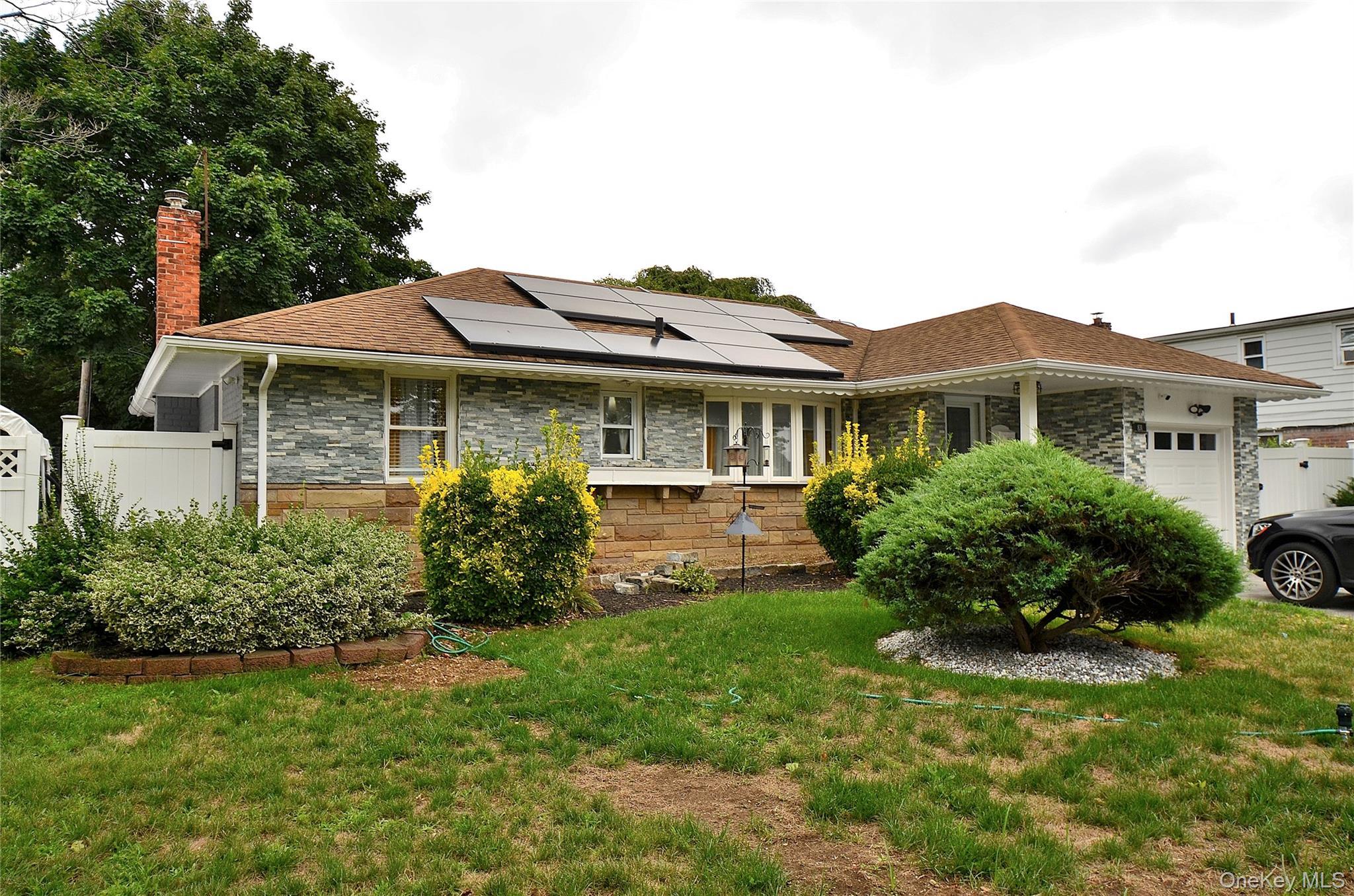 Single Family Shell Street  Nassau County, NY 11510, MLS-1033025-2