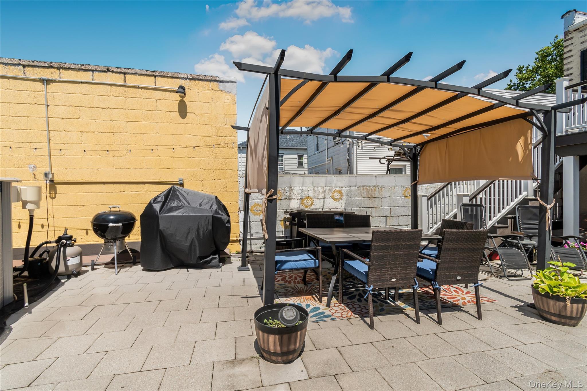 Single Family Swinton Avenue Bronx, NY 10465, MLS-1033037-19
