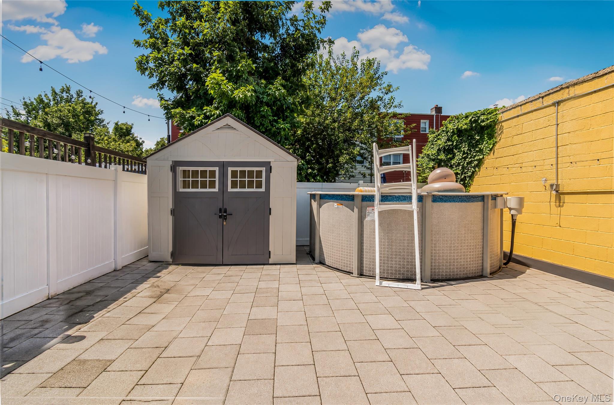 Single Family Swinton Avenue Bronx, NY 10465, MLS-1033037-21