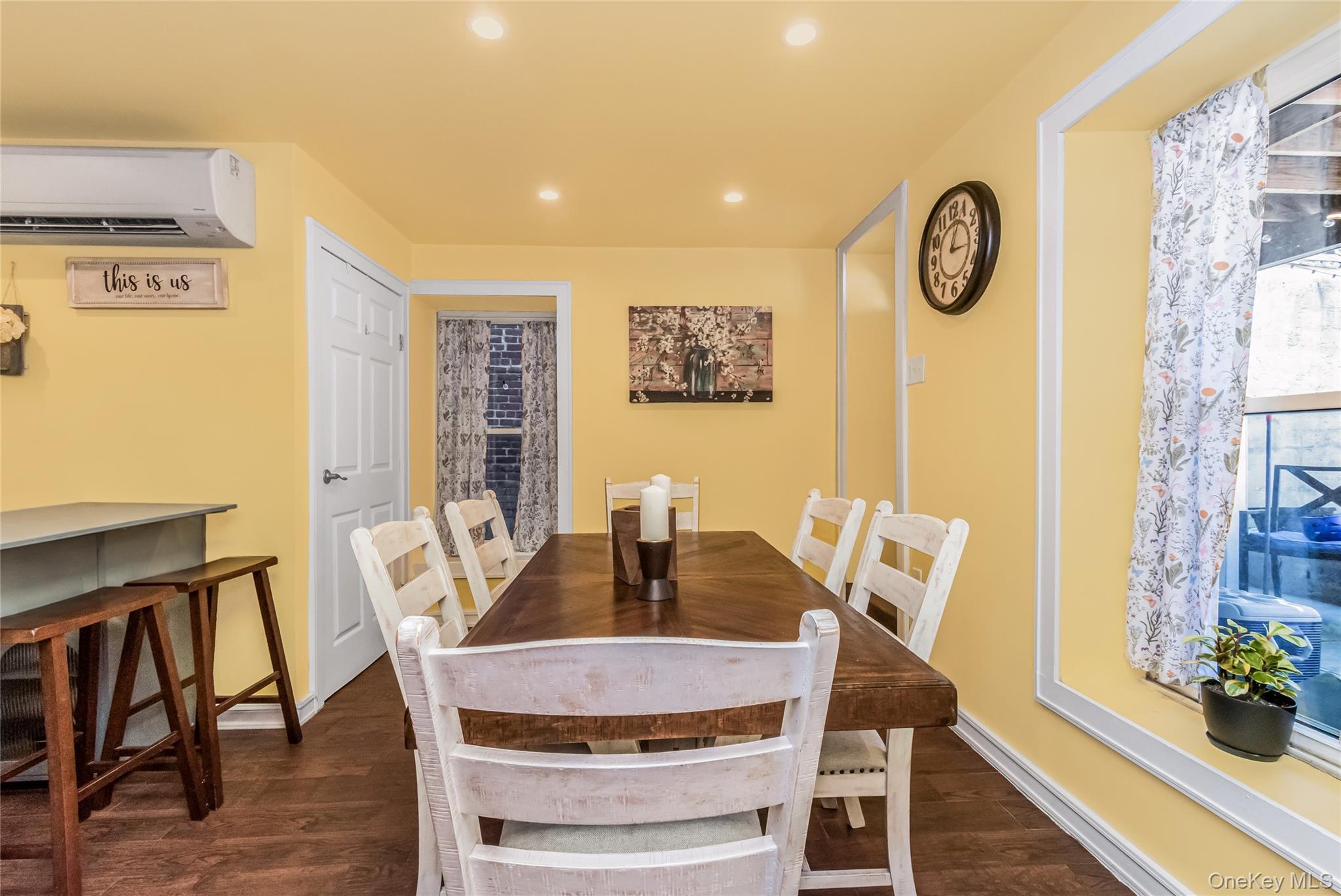 Single Family Swinton Avenue Bronx, NY 10465, MLS-1033037-5