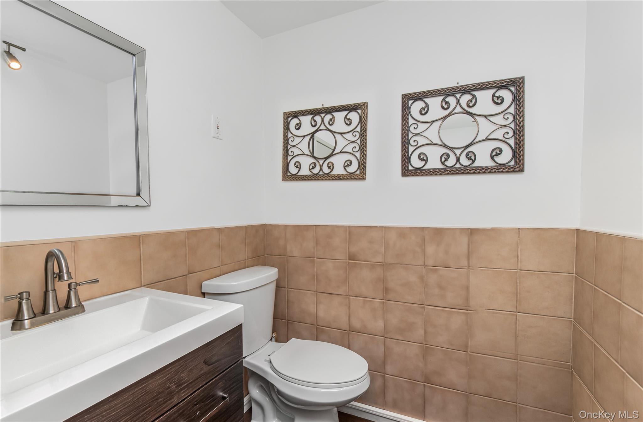 Single Family Swinton Avenue Bronx, NY 10465, MLS-1033037-8