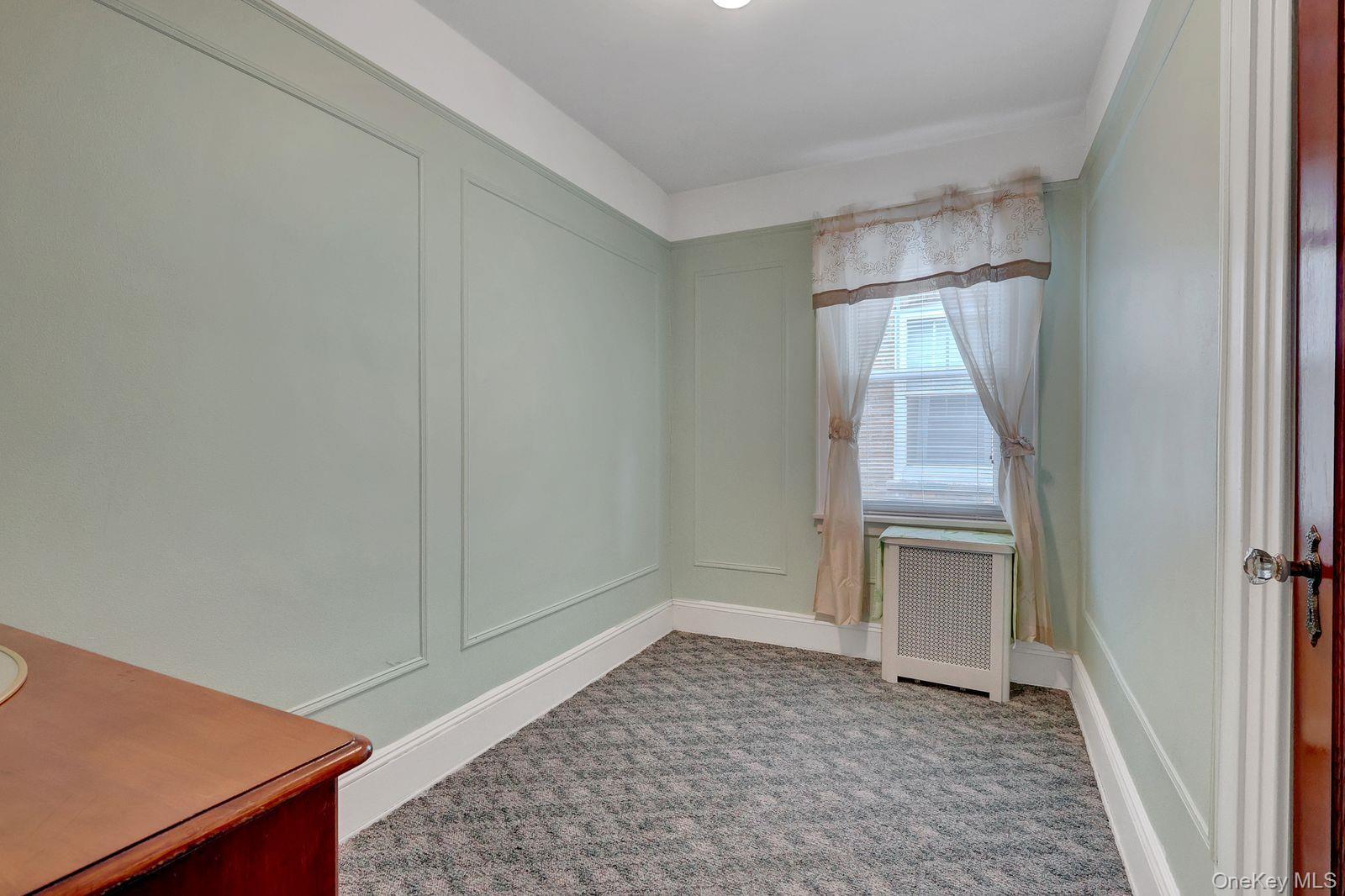 Single Family 86th Street  Queens, NY 11385, MLS-1033043-15