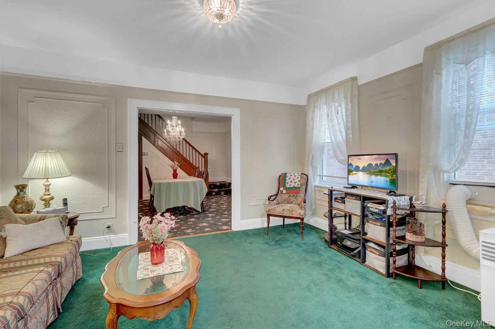 Single Family 86th Street  Queens, NY 11385, MLS-1033043-4