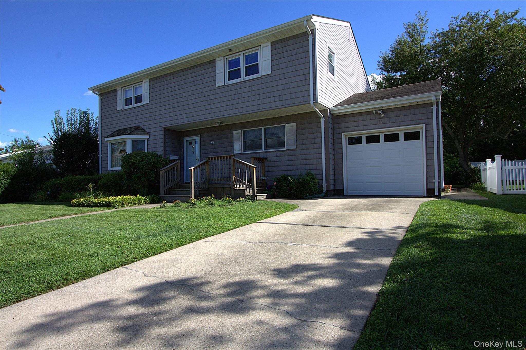 Single Family Margaret Drive E Nassau County, NY 11803, MLS-1033051-2