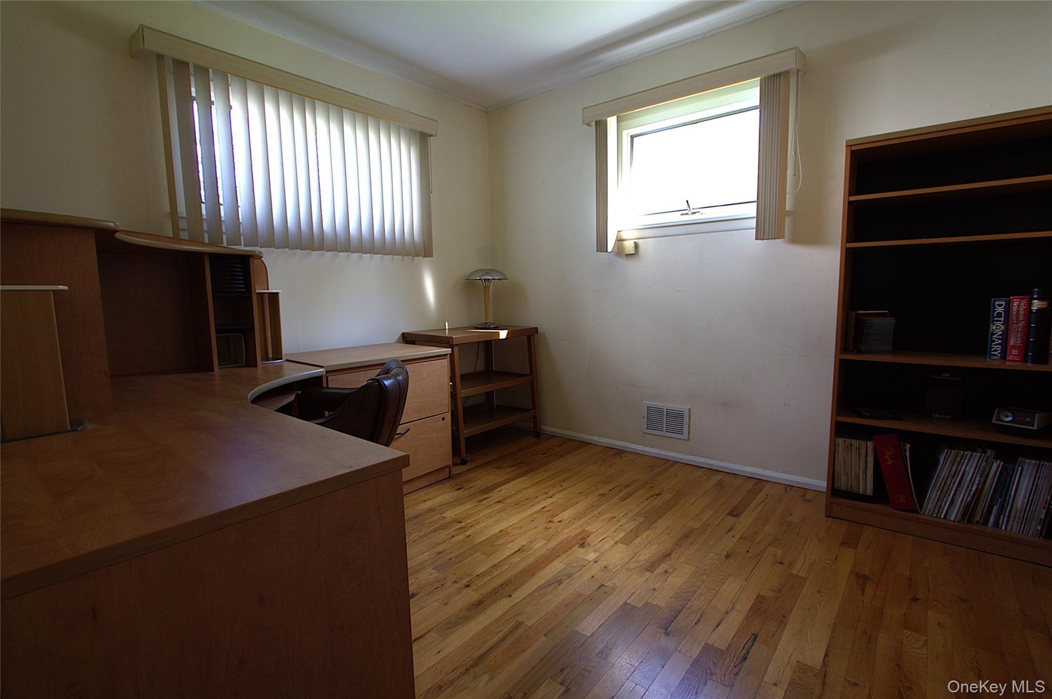 Single Family Margaret Drive E Nassau County, NY 11803, MLS-1033051-9