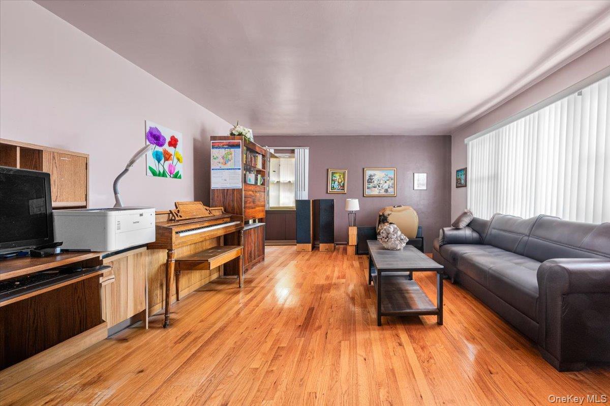 Single Family 130th Street Queens, NY 11420, MLS-1033066-10