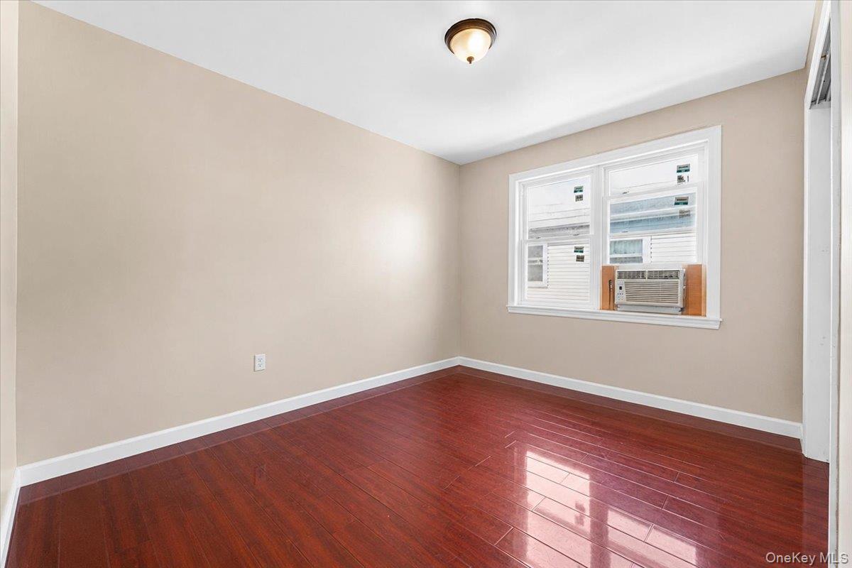 Single Family 130th Street Queens, NY 11420, MLS-1033066-16