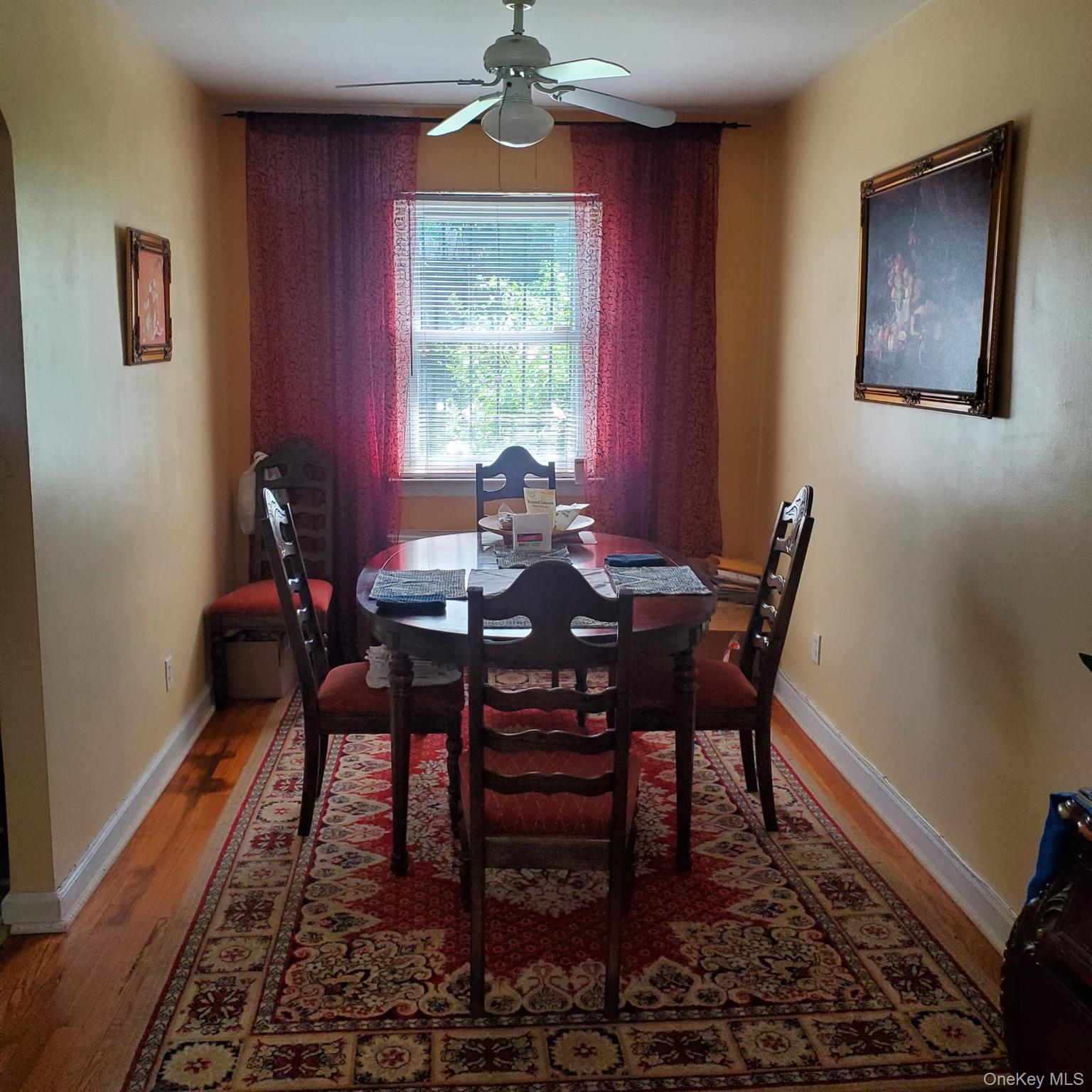 Single Family Adee Avenue  Bronx, NY 10469, MLS-1033073-2