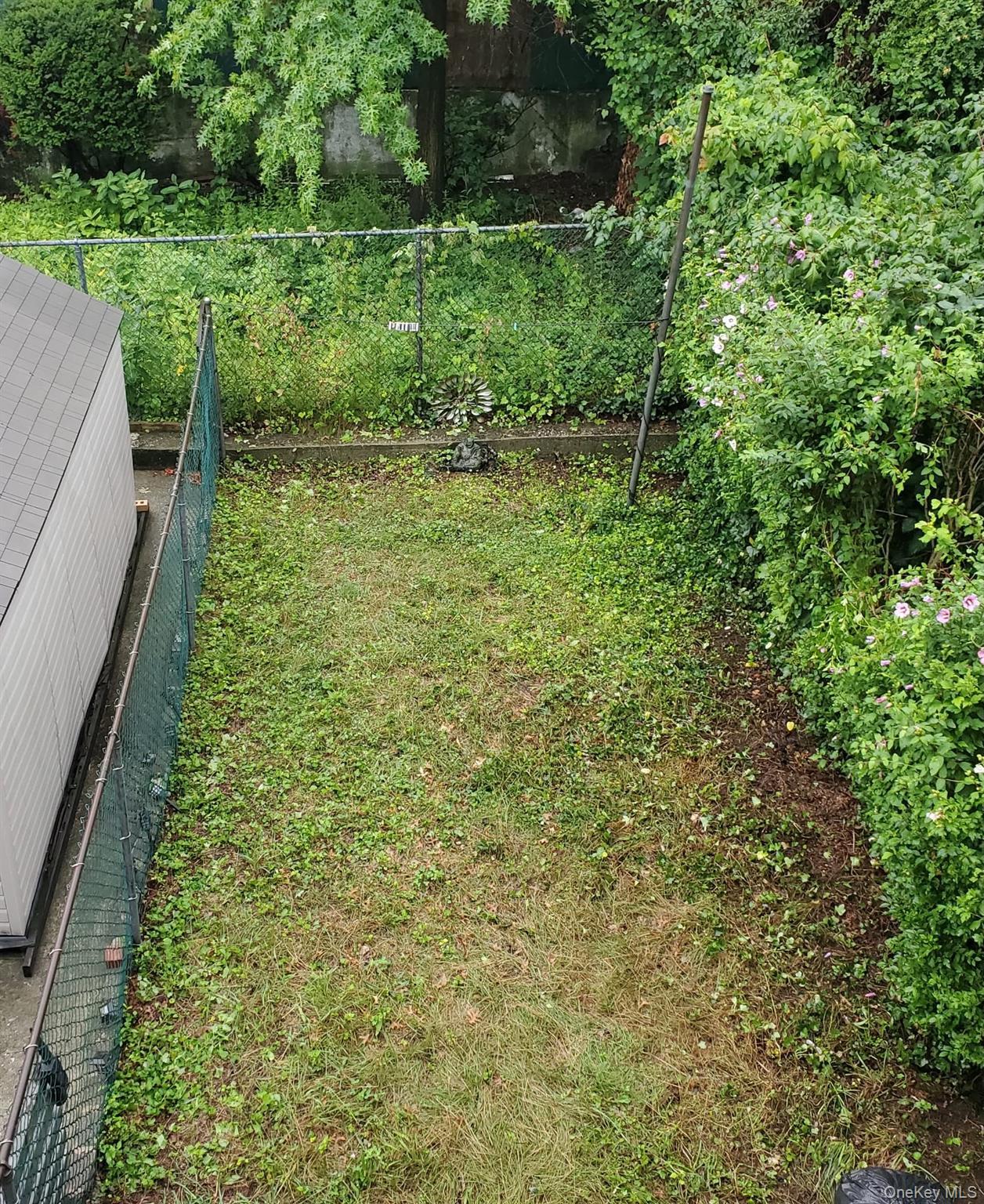 Single Family Adee Avenue  Bronx, NY 10469, MLS-1033073-7