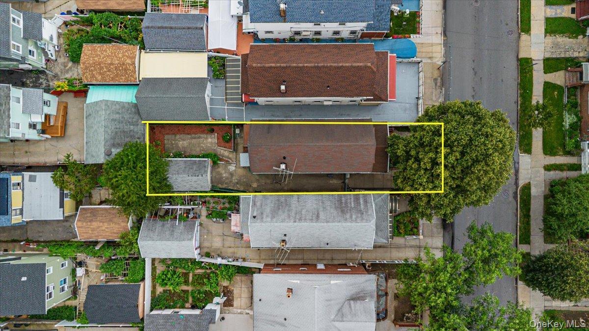 Single Family 187th Place Queens, NY 11423, MLS-1033080-22