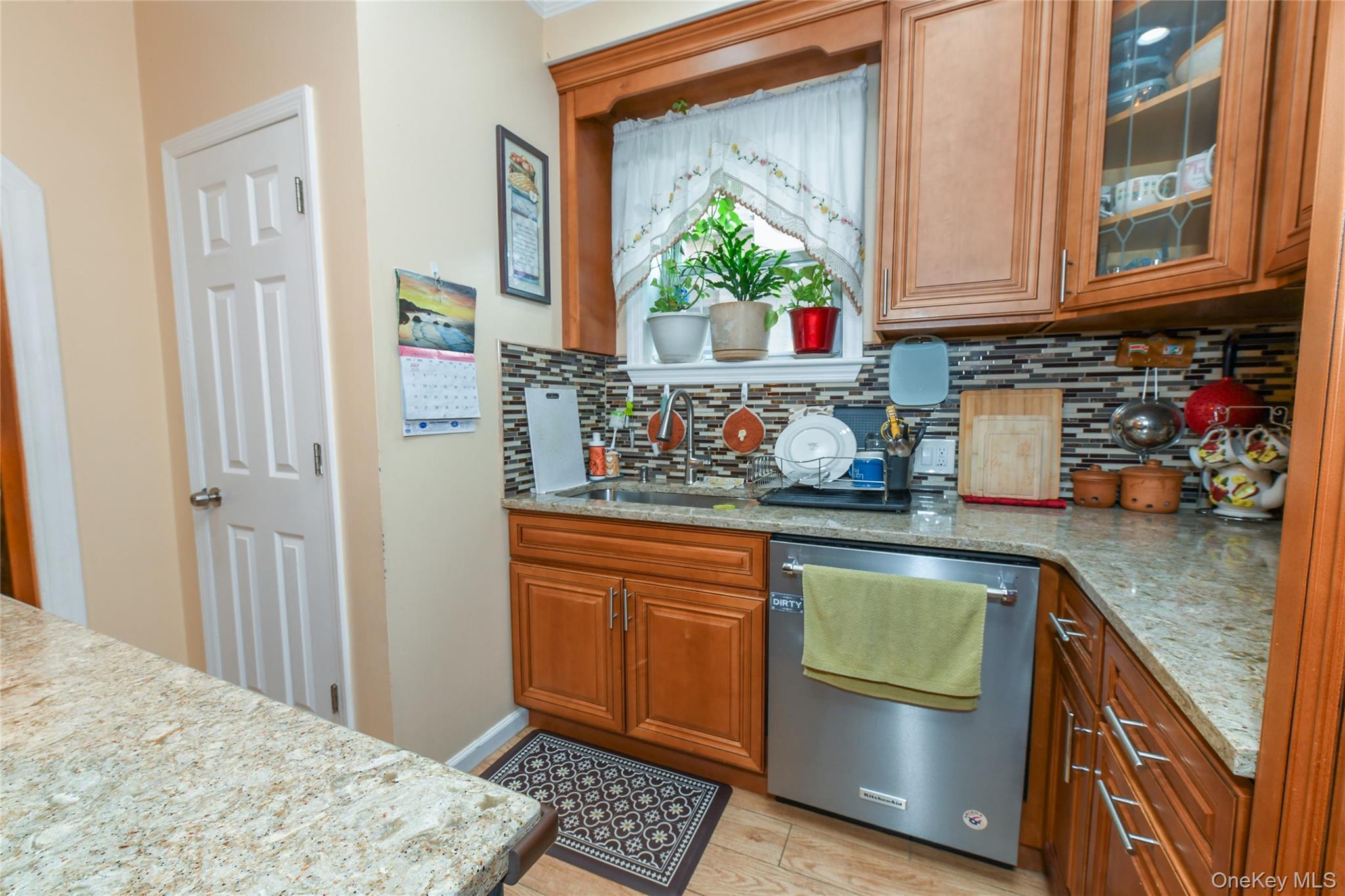 Single Family 116th Avenue Queens, NY 11420, MLS-1033120-15