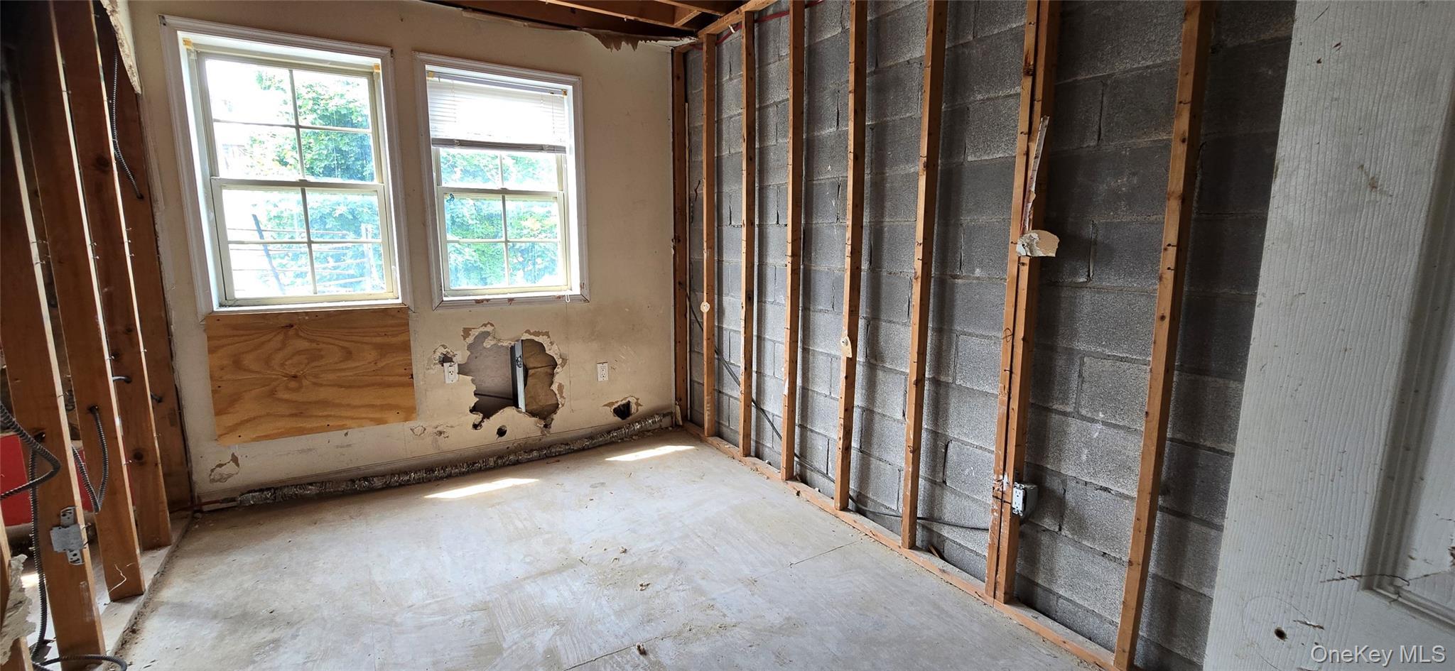 Single Family Pinson Street  Queens, NY 11691, MLS-1033161-17