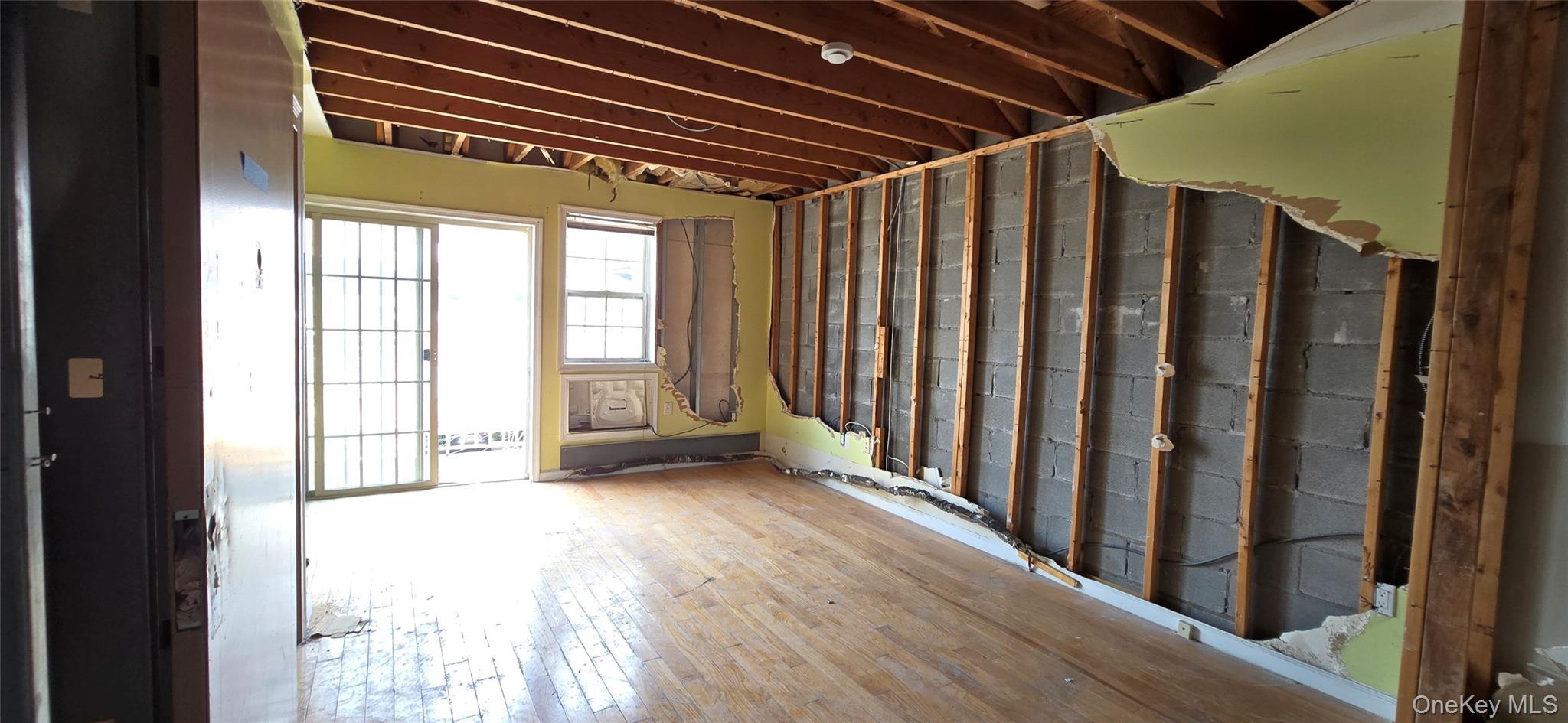 Single Family Pinson Street  Queens, NY 11691, MLS-1033161-20