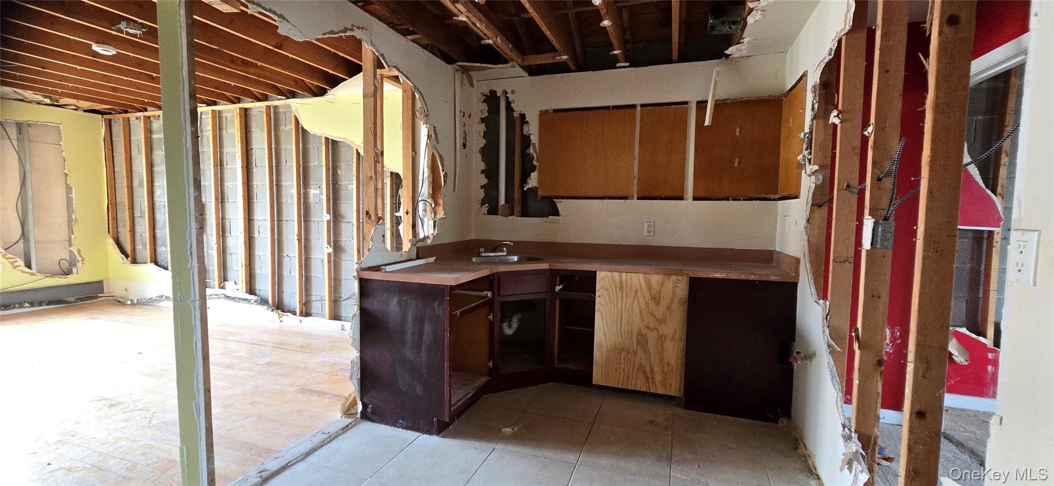Single Family Pinson Street  Queens, NY 11691, MLS-1033161-21