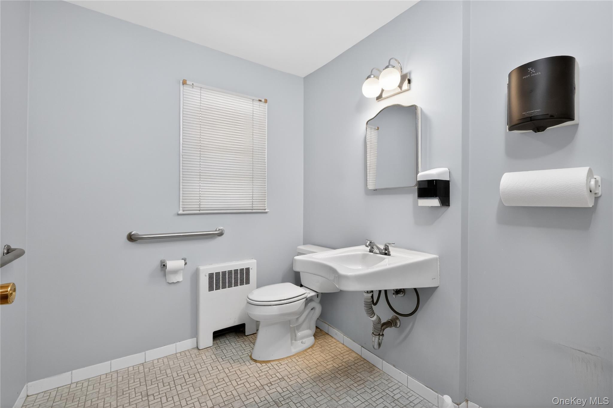 Single Family Central Park Avenue Westchester County, NY 10710, MLS-1033186-9