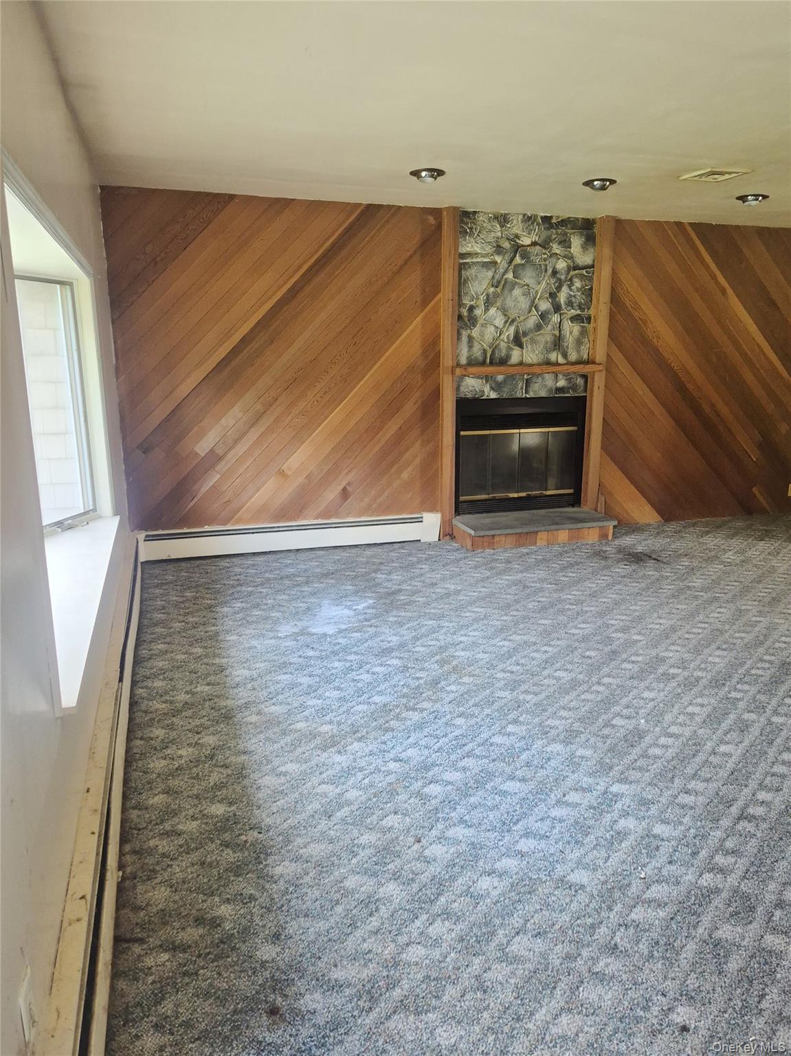 Single Family Wendy Road Suffolk County, NY 11727, MLS-1033188-9
