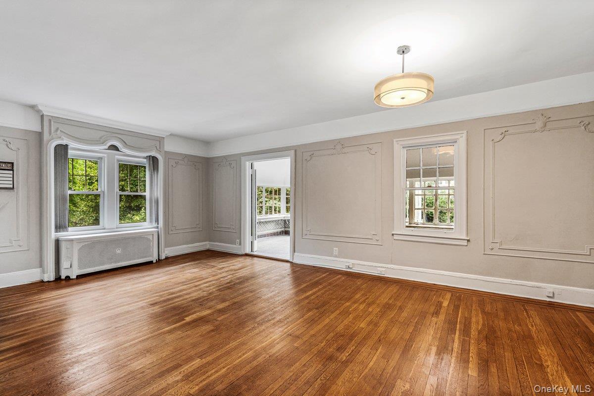 Single Family Ascan Avenue Queens, NY 11375, MLS-1033196-8