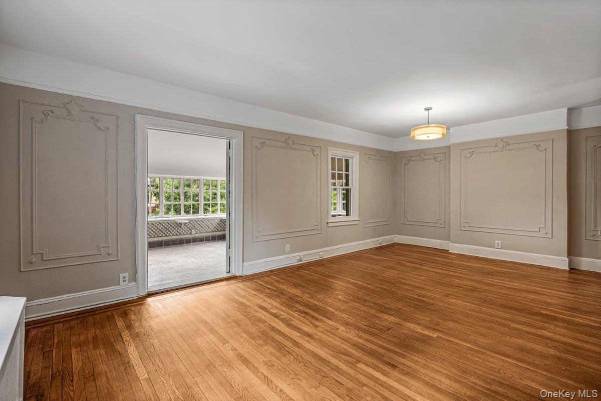 Single Family Ascan Avenue Queens, NY 11375, MLS-1033196-9