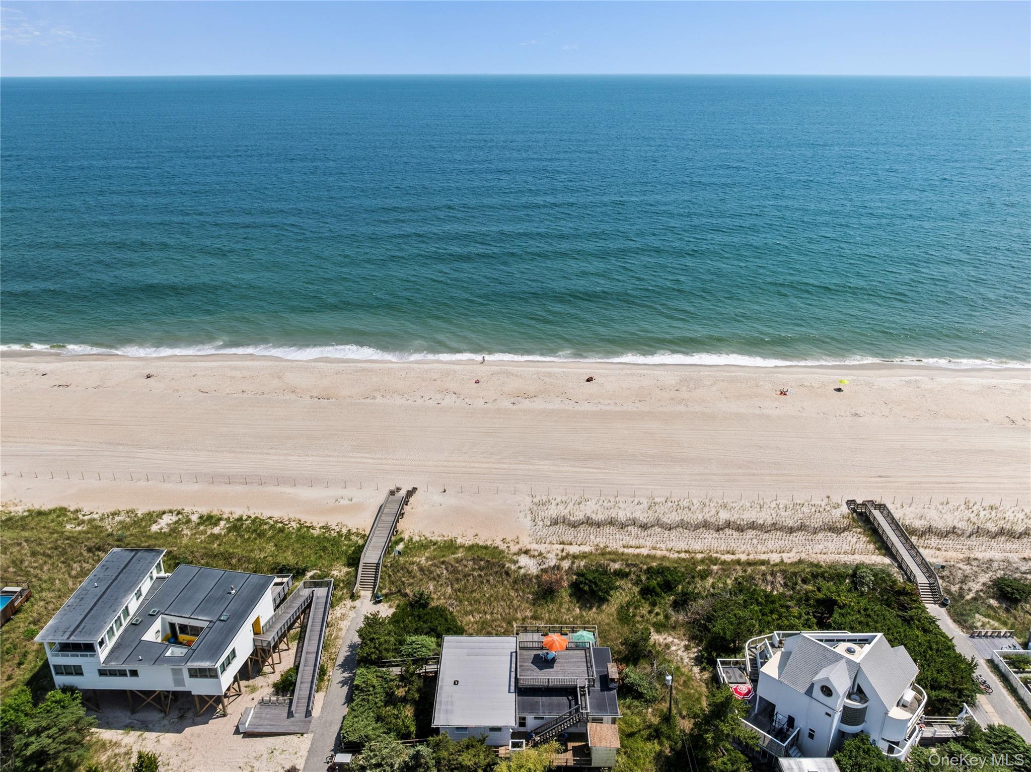 Single Family Laurel Avenue  Suffolk County, NY 11770, MLS-1033203-23