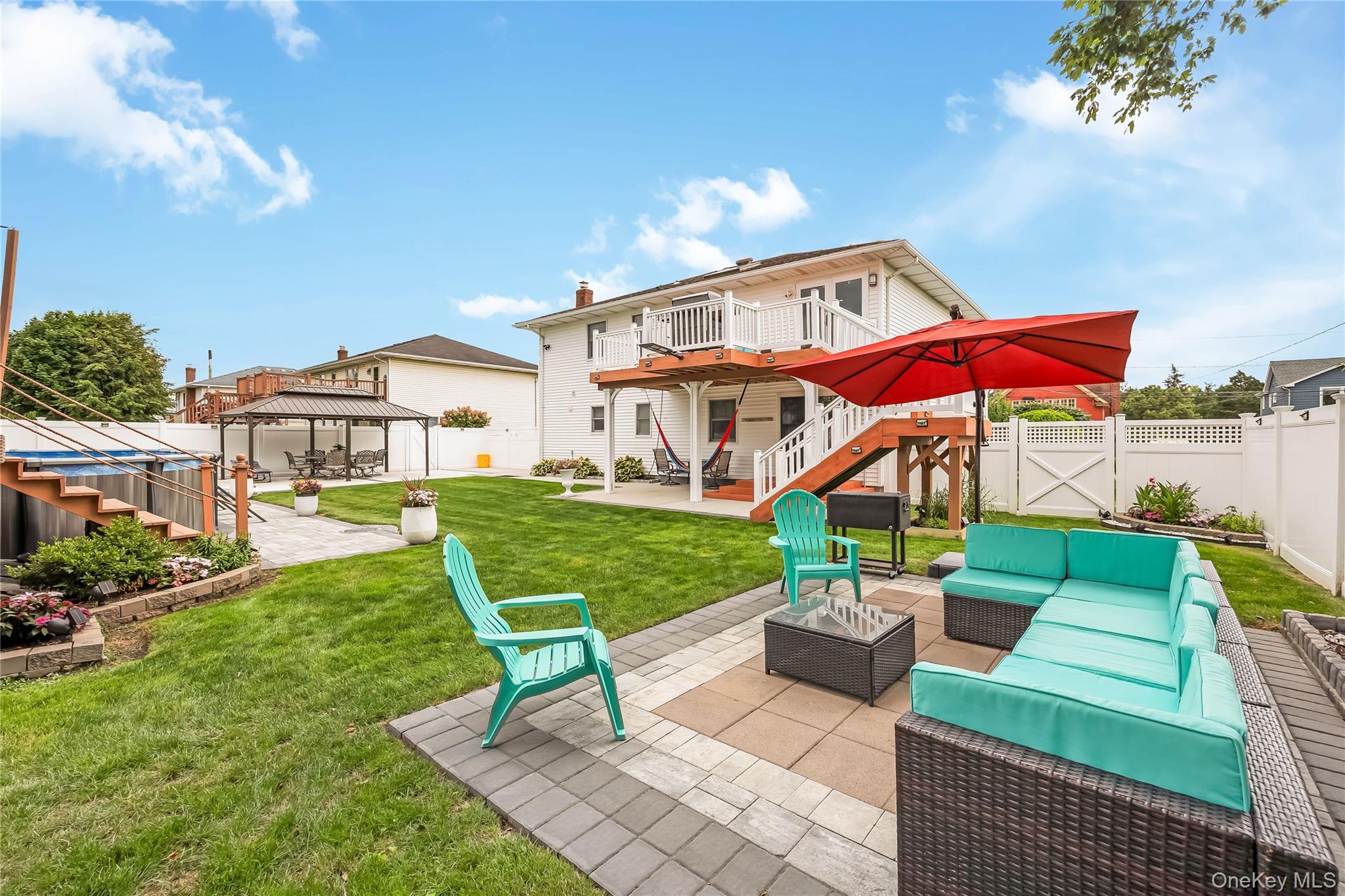 Single Family E Lincoln Avenue Nassau County, NY 11758, MLS-1033212-15