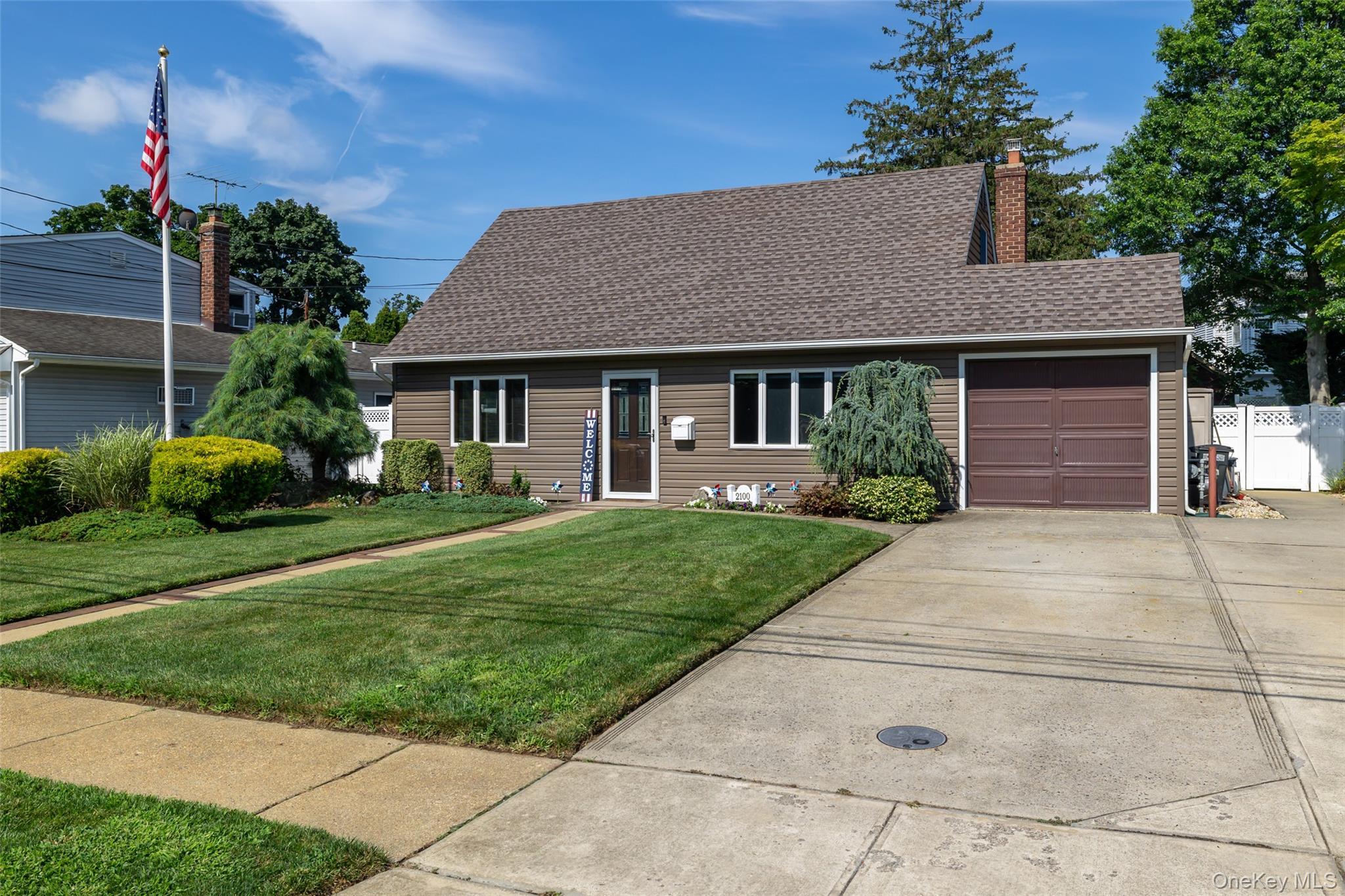 Single Family North Drive Nassau County, NY 11783, MLS-1033217-2