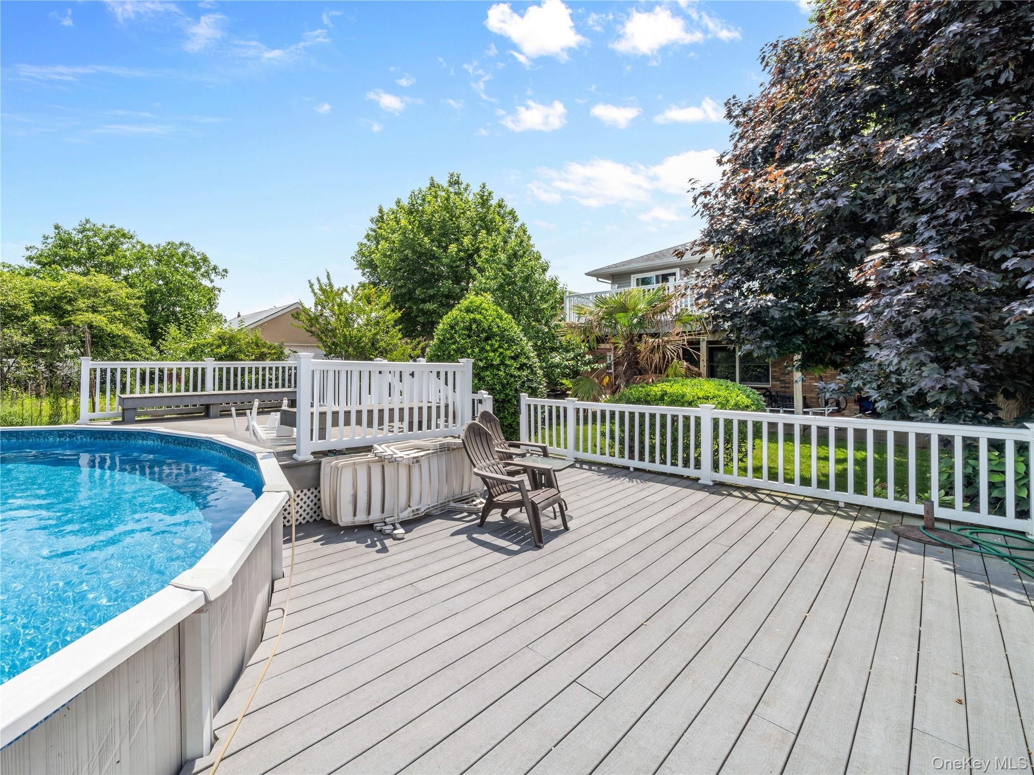 Single Family Pearl Street Nassau County, NY 11559, MLS-1033222-11