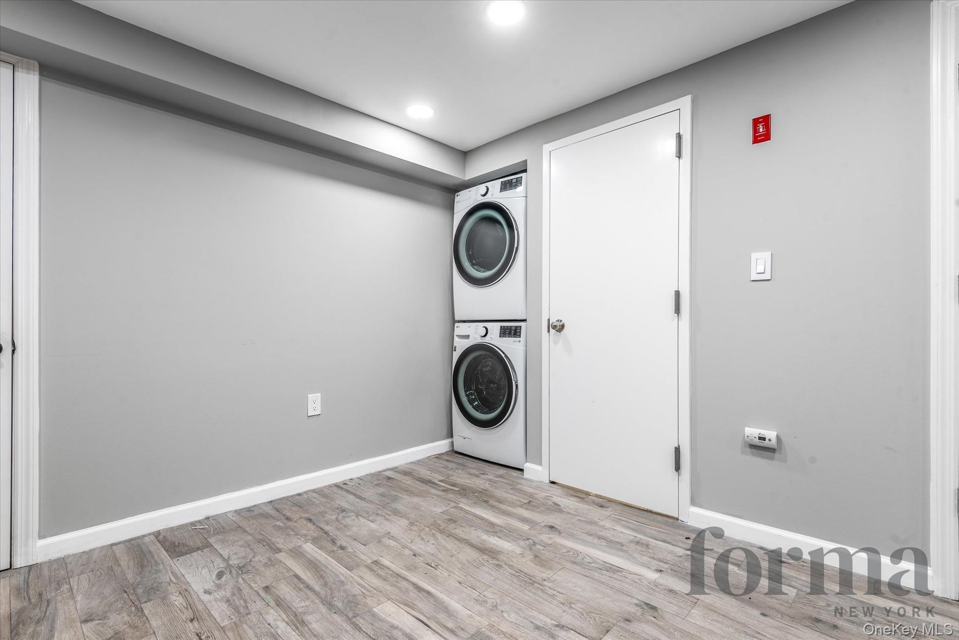 Single Family Overbrook Street Queens, NY 11362, MLS-1033227-27