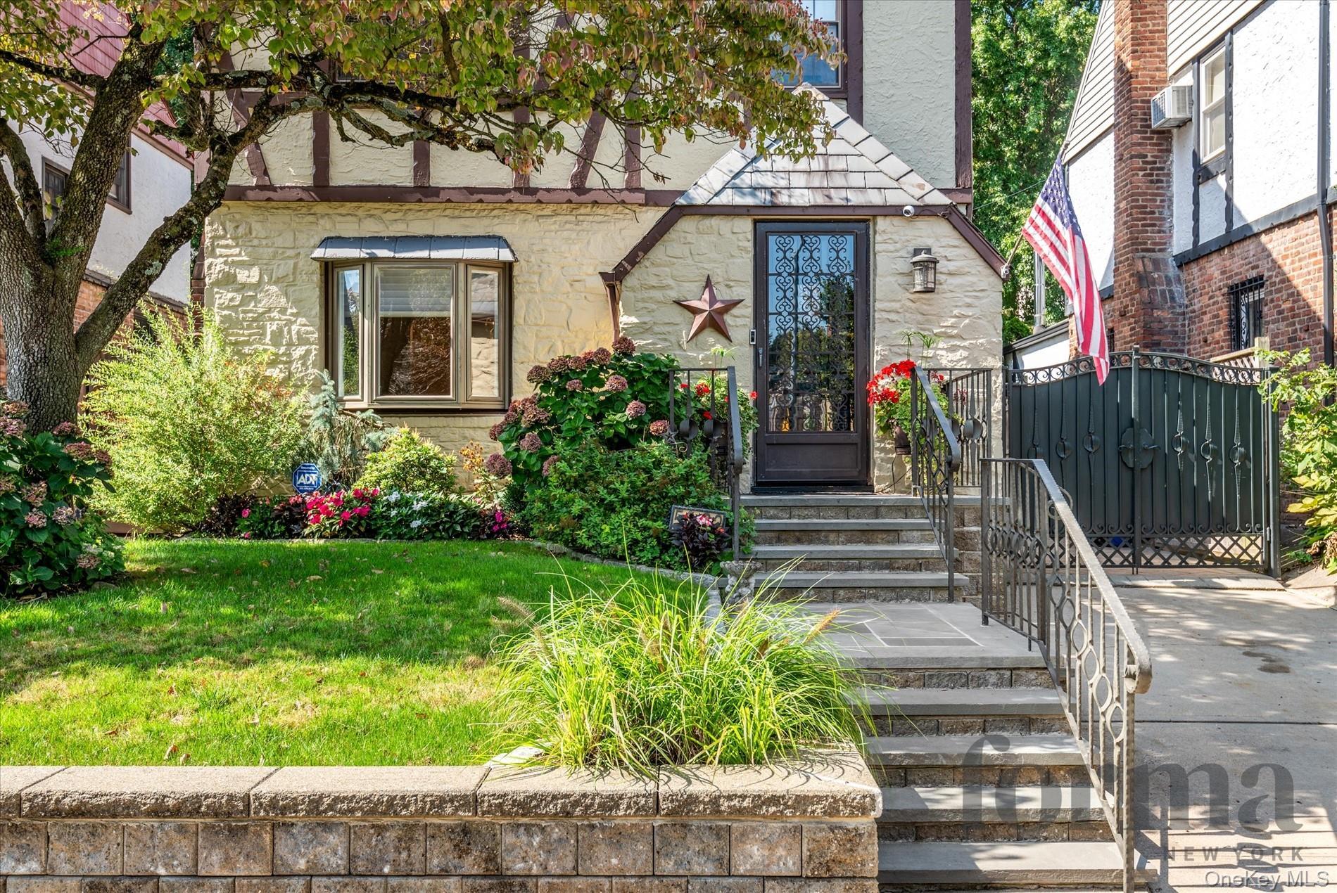 Single Family Overbrook Street  Queens, NY 11362, MLS-1033227-30