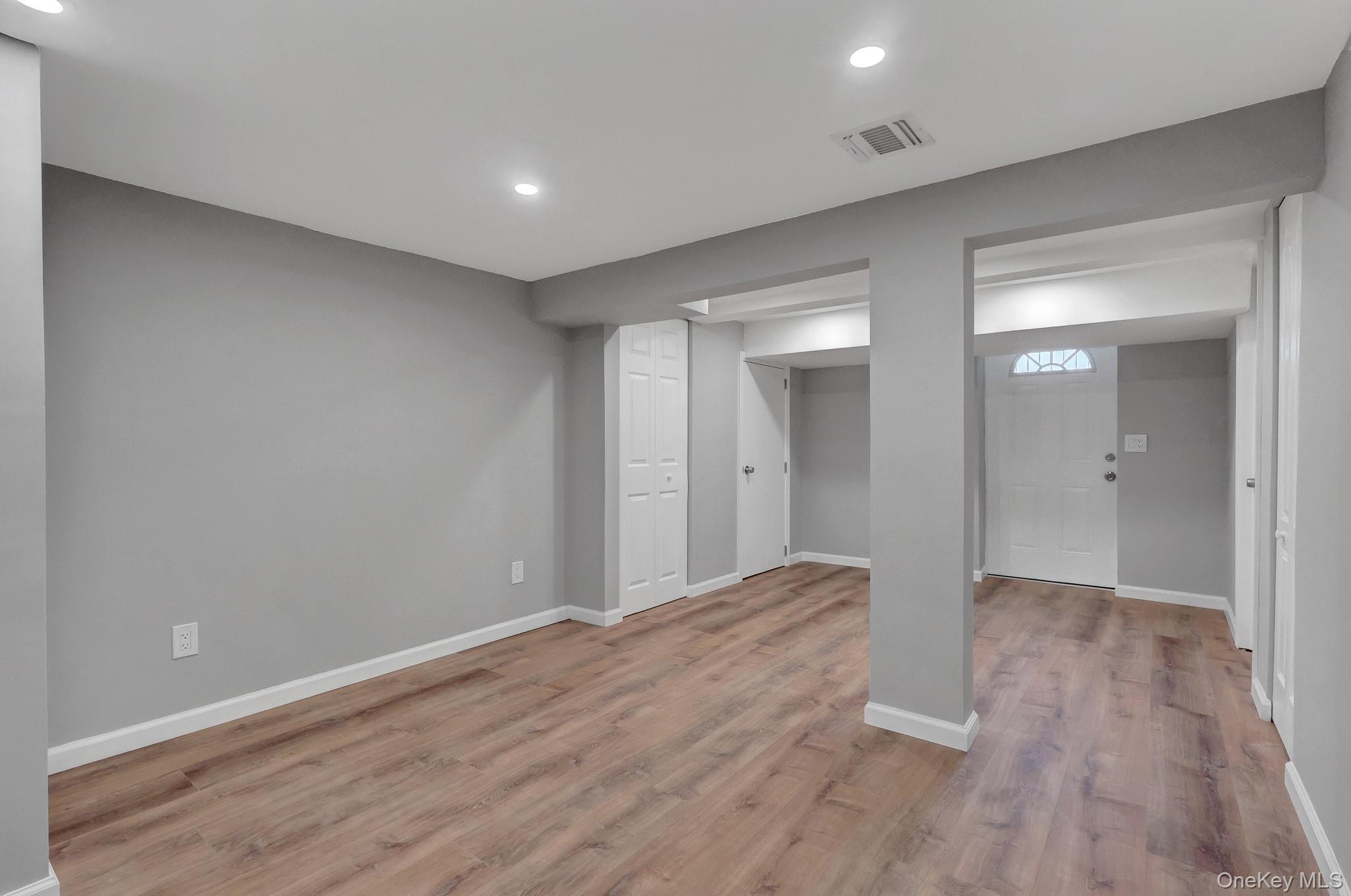 Single Family Hayrick Lane  Suffolk County, NY 11725, MLS-1033244-24