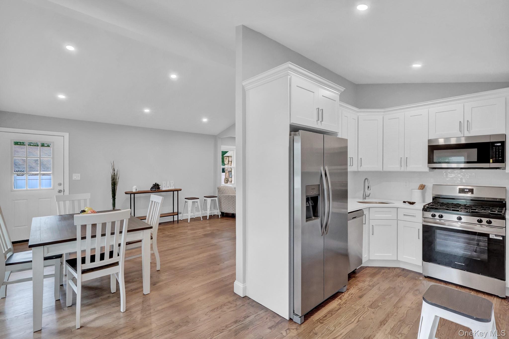Single Family Hayrick Lane  Suffolk County, NY 11725, MLS-1033244-6