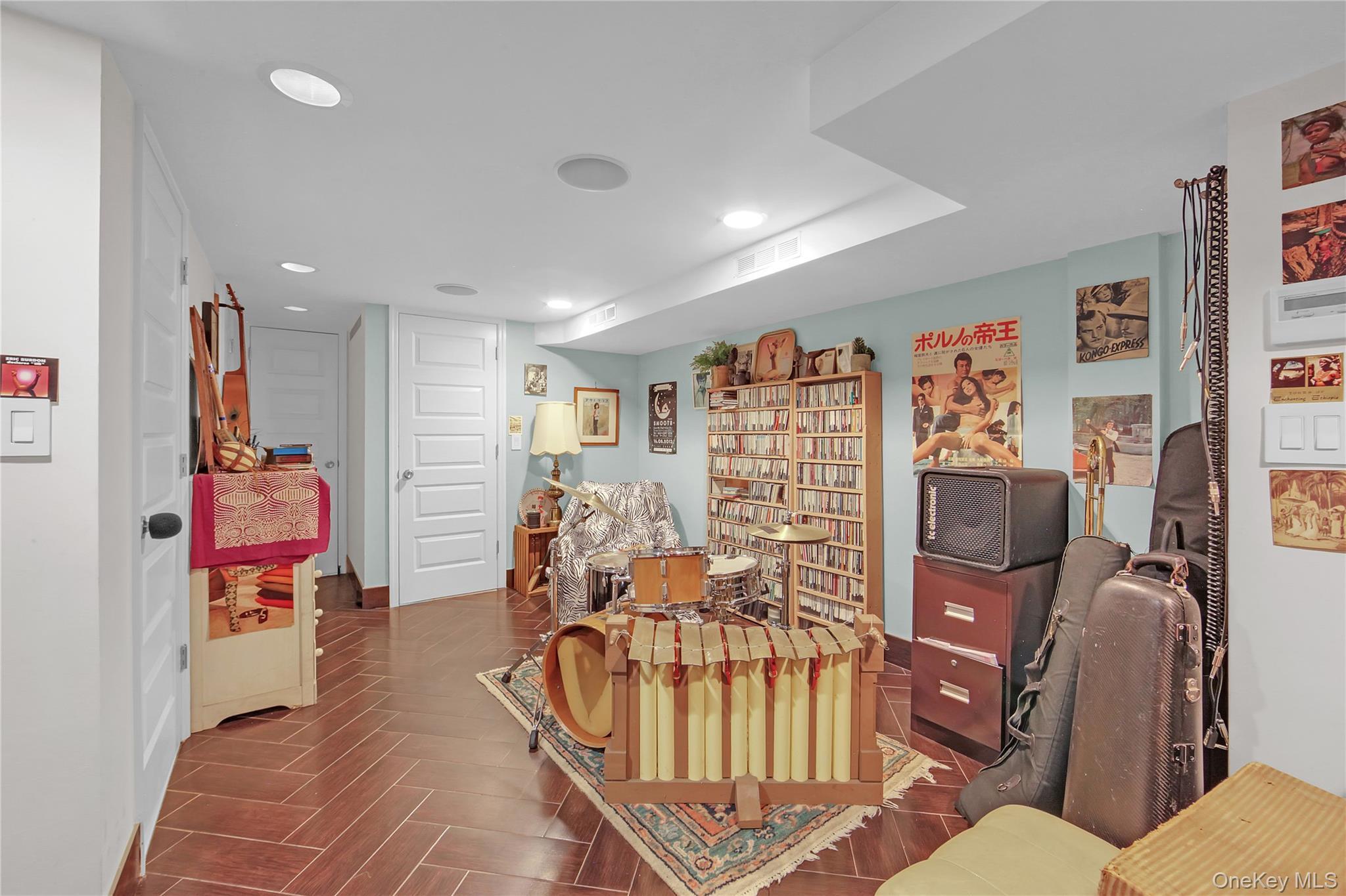 Single Family Dekalb Avenue  Brooklyn, NY 11216, MLS-1033246-21