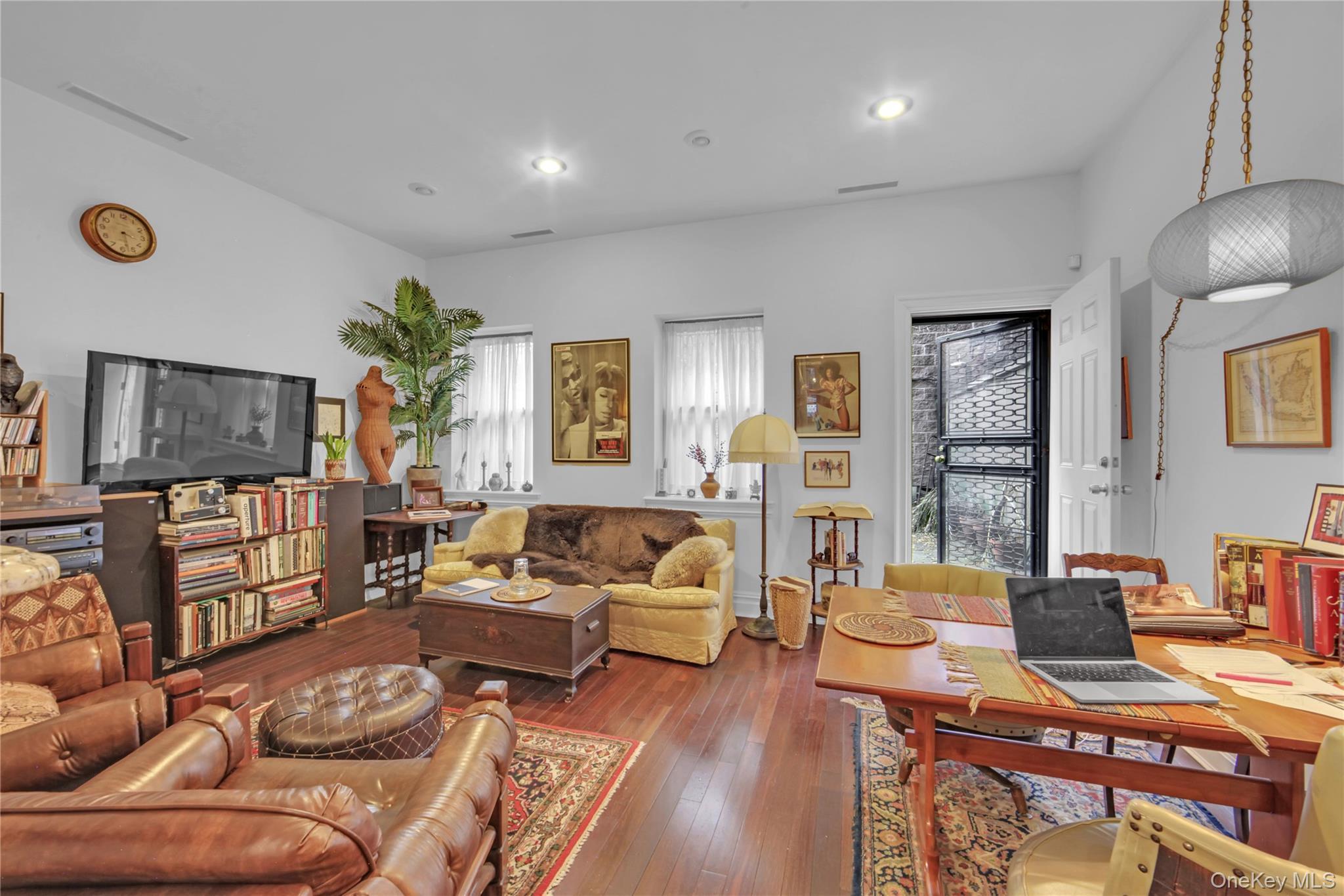 Single Family Dekalb Avenue  Brooklyn, NY 11216, MLS-1033246-25