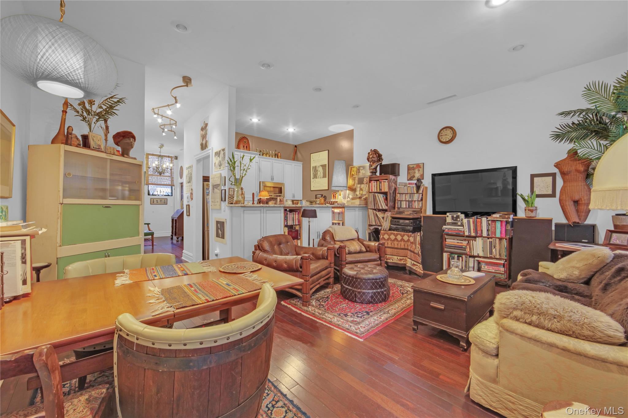 Single Family Dekalb Avenue  Brooklyn, NY 11216, MLS-1033246-3