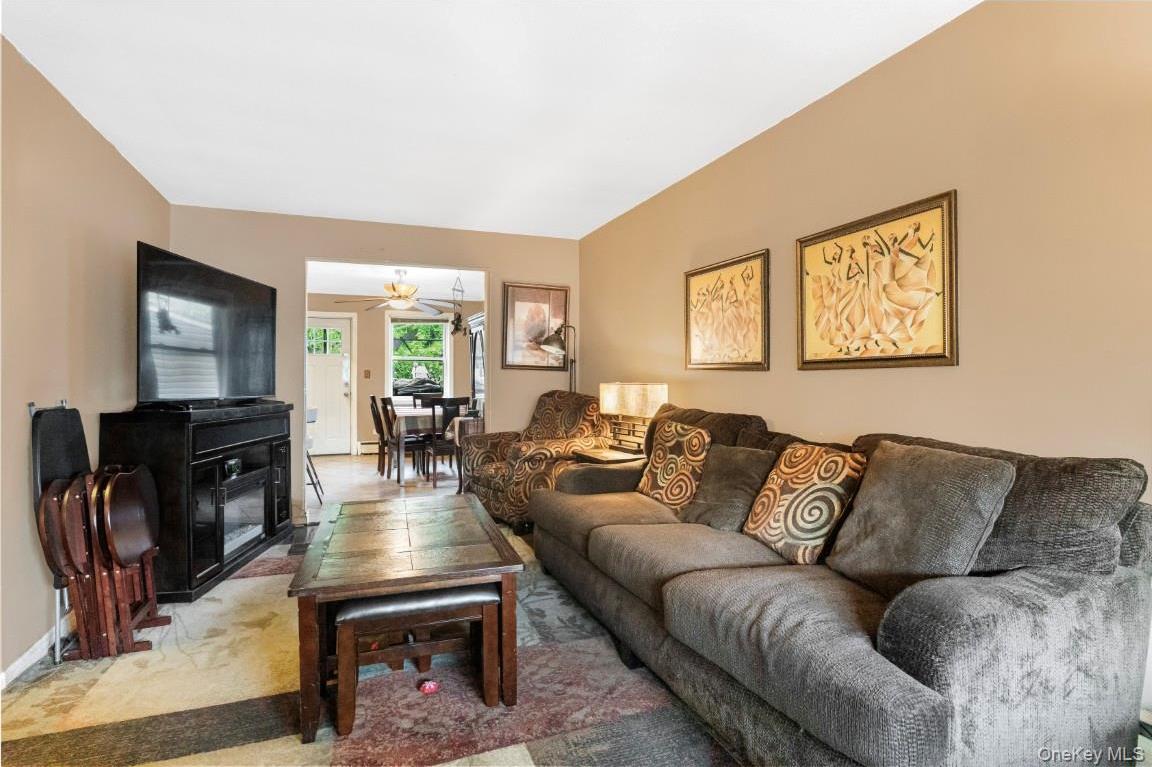 Single Family E 230th Street Bronx, NY 10466, MLS-1033263-4