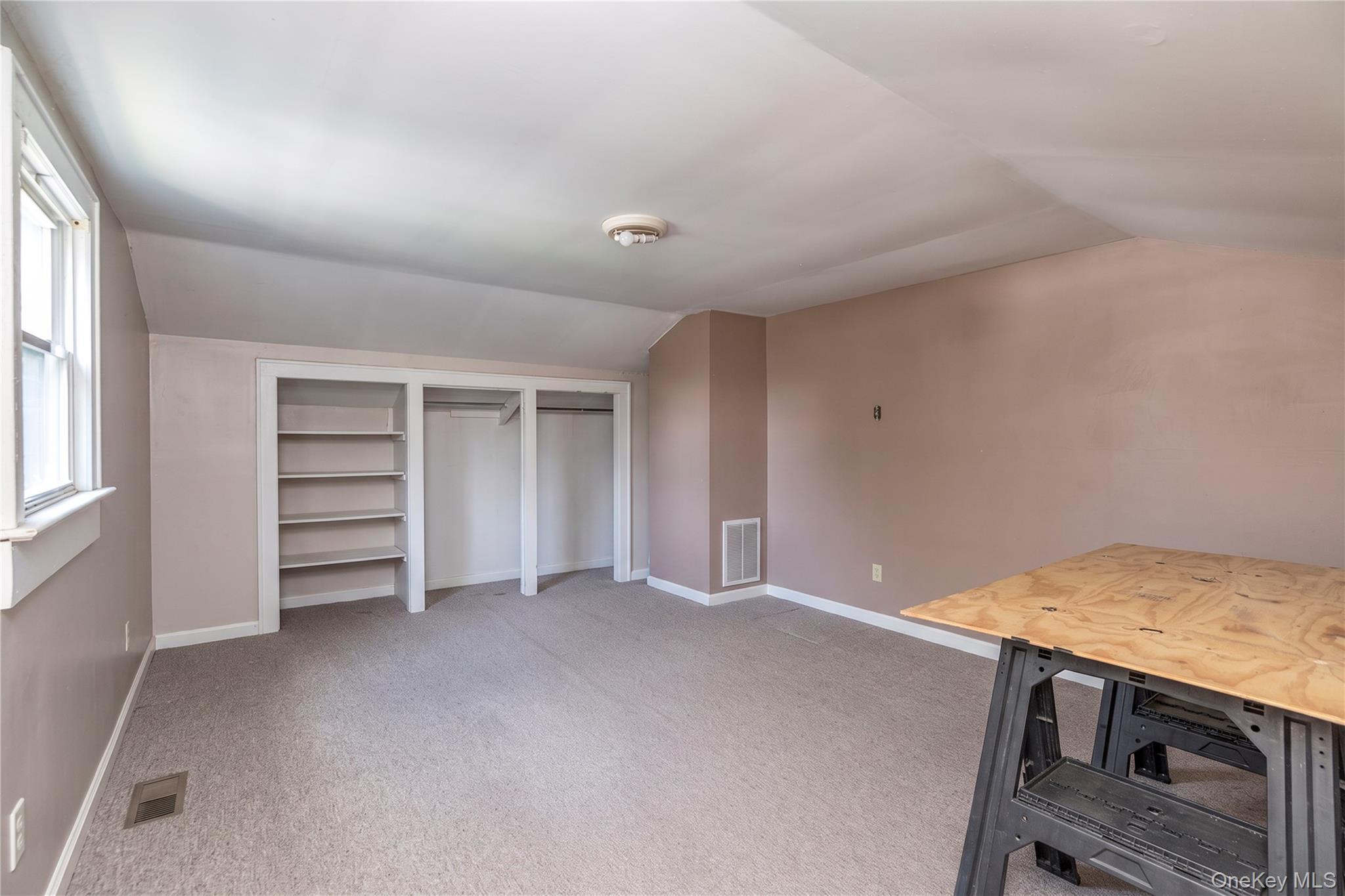 Single Family S 6th Street  Suffolk County, NY 11757, MLS-1033268-10