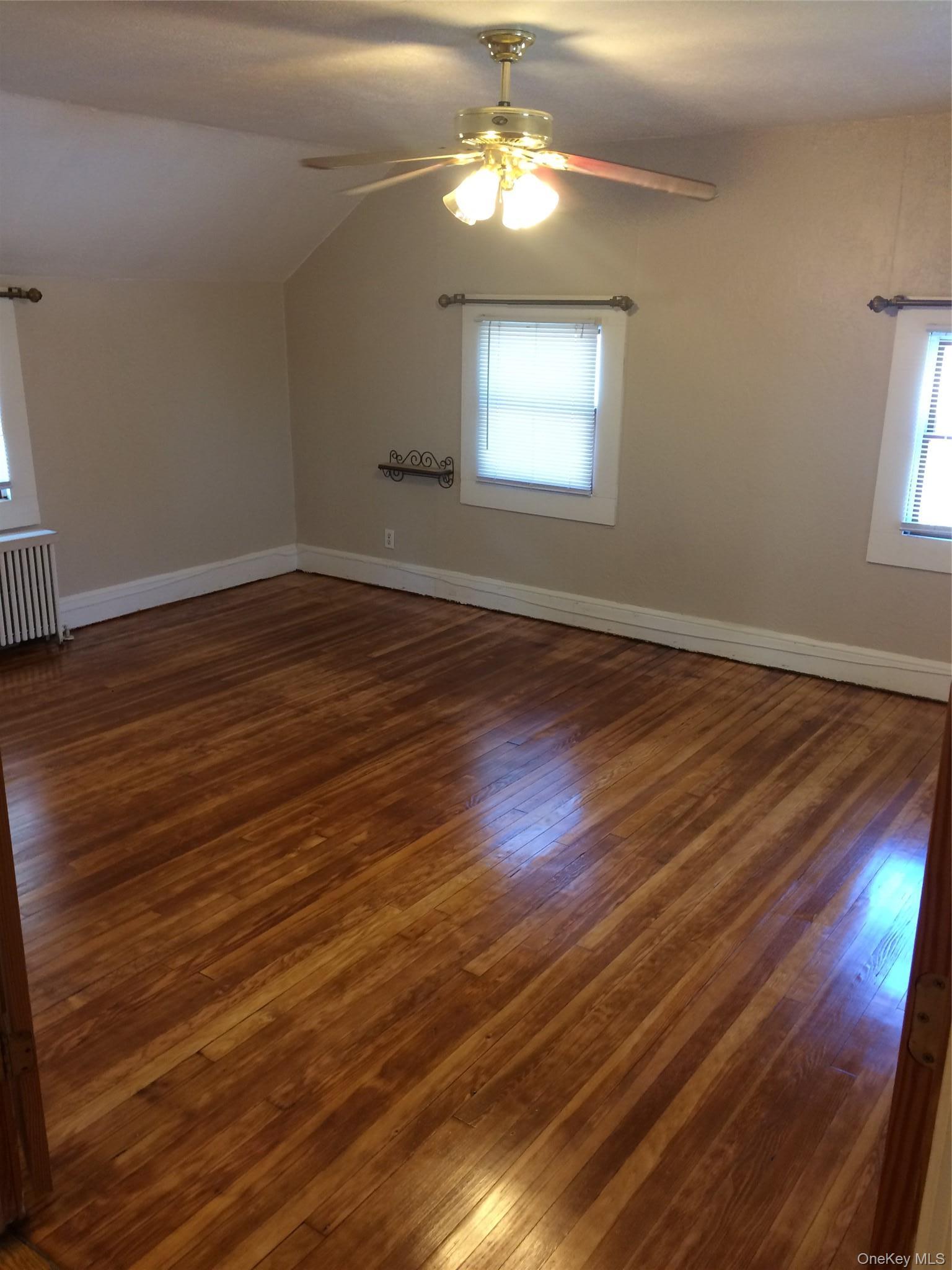 Single Family S 6th Street  Suffolk County, NY 11757, MLS-1033268-14