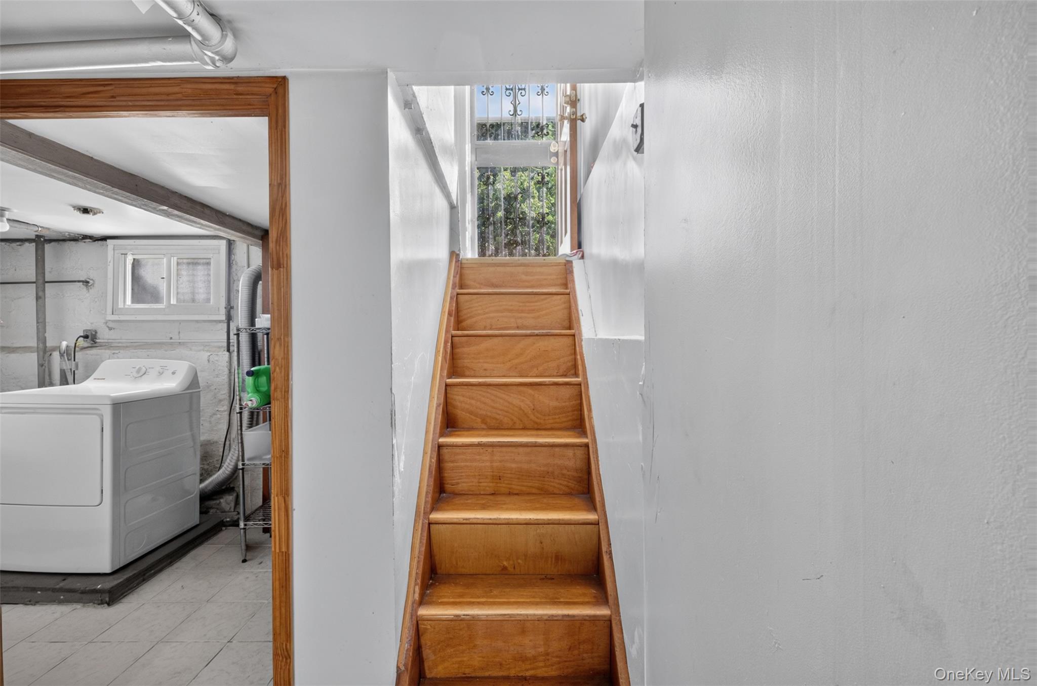 Single Family Manse Street Queens, NY 11375, MLS-1033288-18