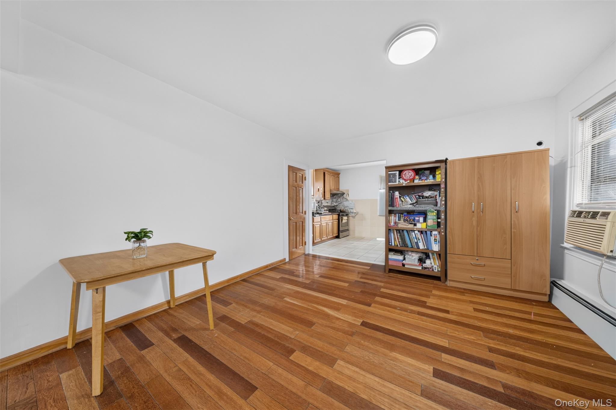 Single Family Manse Street Queens, NY 11375, MLS-1033288-7
