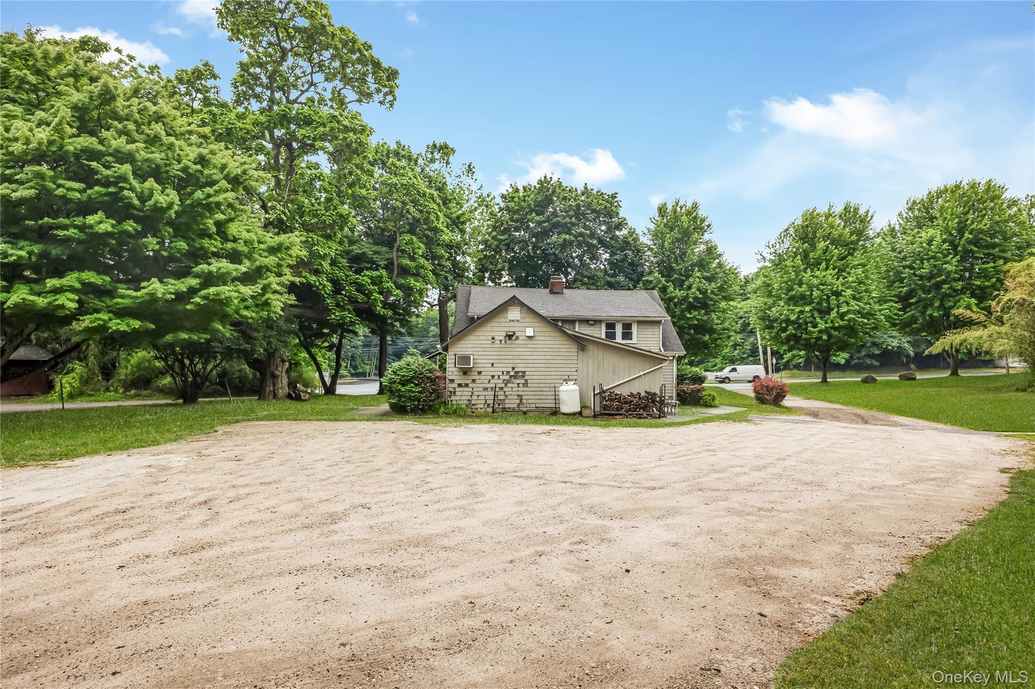Single Family Middle Country Road  Suffolk County, NY 11953, MLS-1033309-3