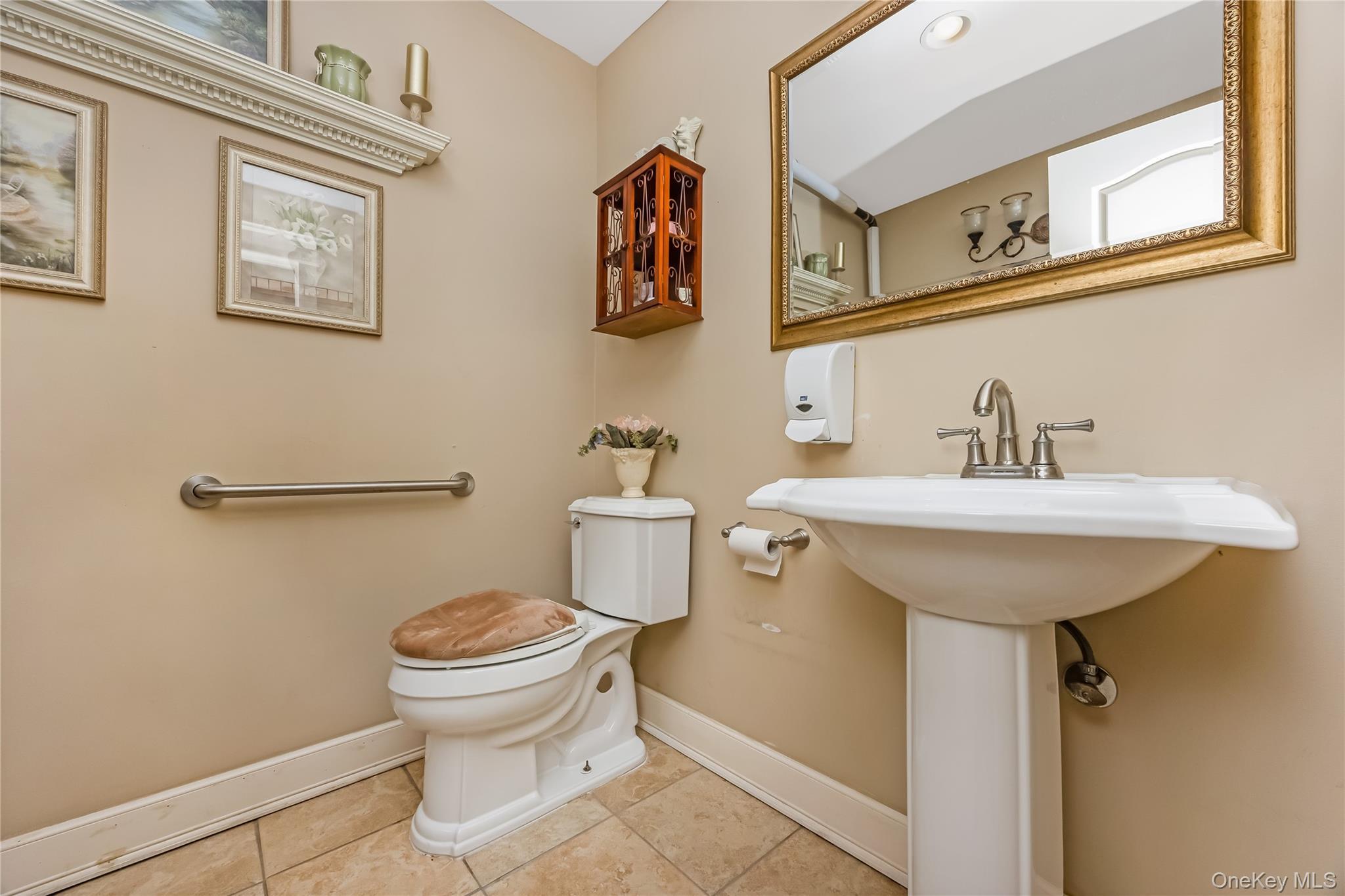Single Family Middle Country Road  Suffolk County, NY 11953, MLS-1033309-9