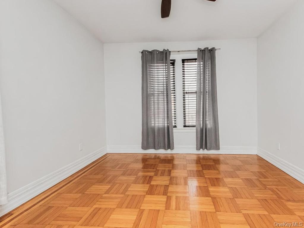 Single Family Phelan Place Bronx, NY 10453, MLS-1033327-15